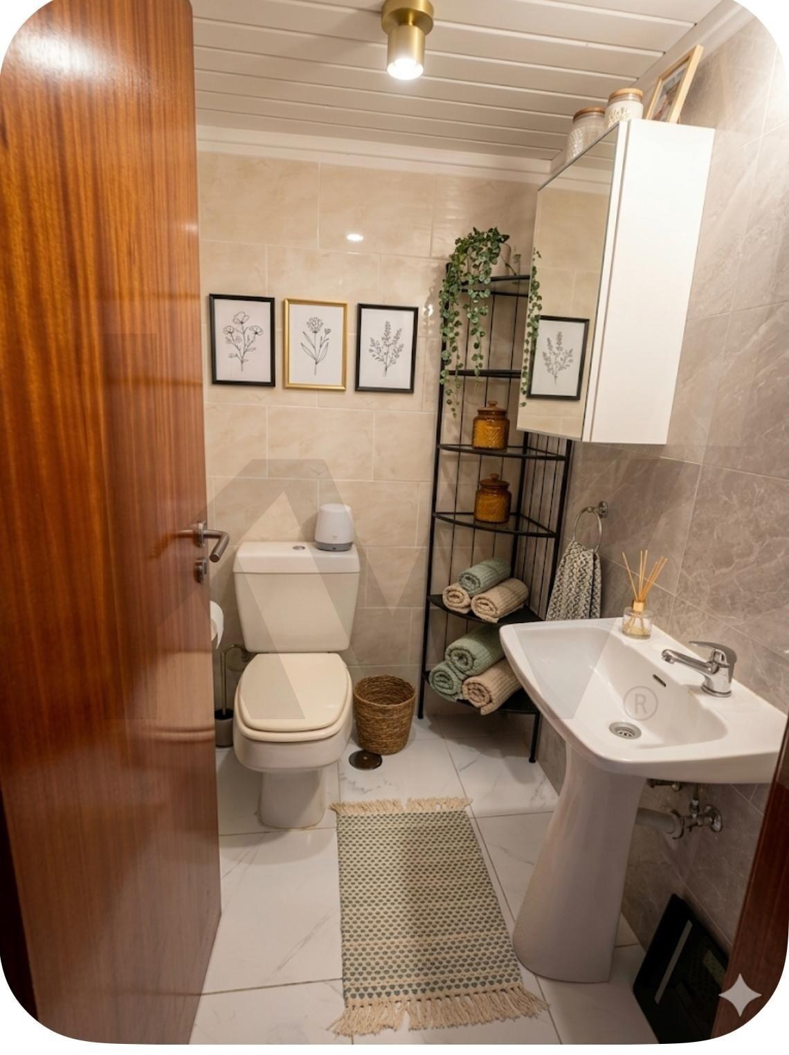 Apartamento T3 à Venda em Almada - Setúbal - Portugal - 8