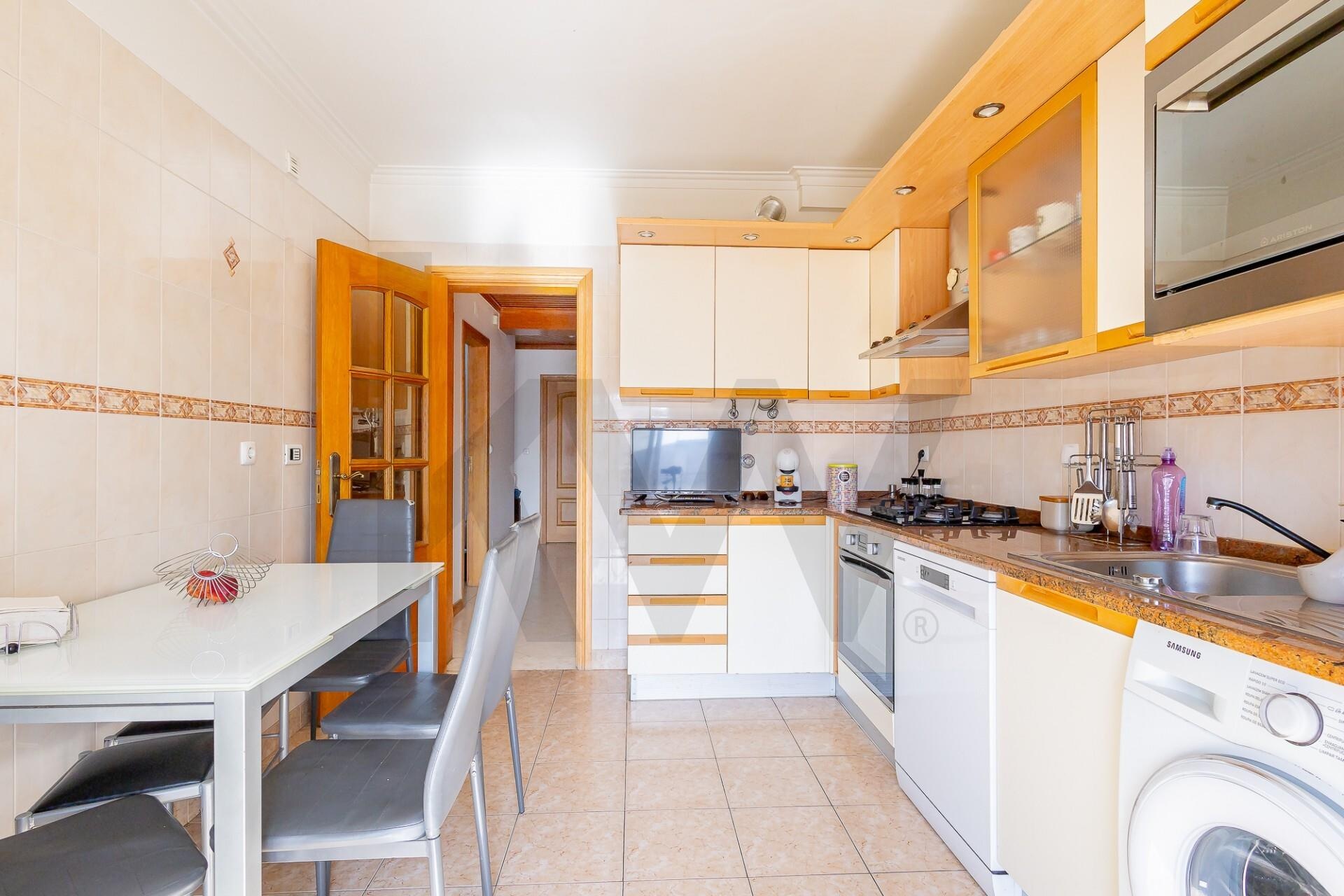 Appartement 3 chambres à Vendre à Almada - Setúbal - Portugal - 2