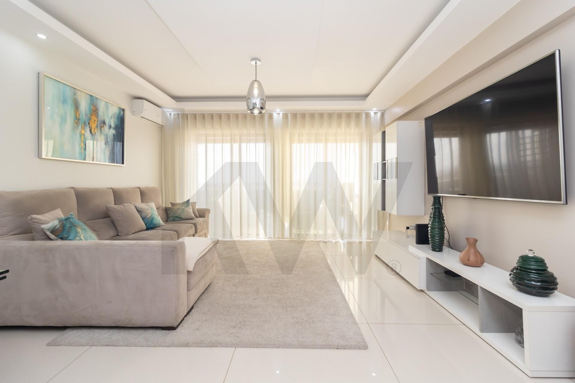 Apartamento T3 à Venda em Barreiro - Setúbal - Portugal - 6