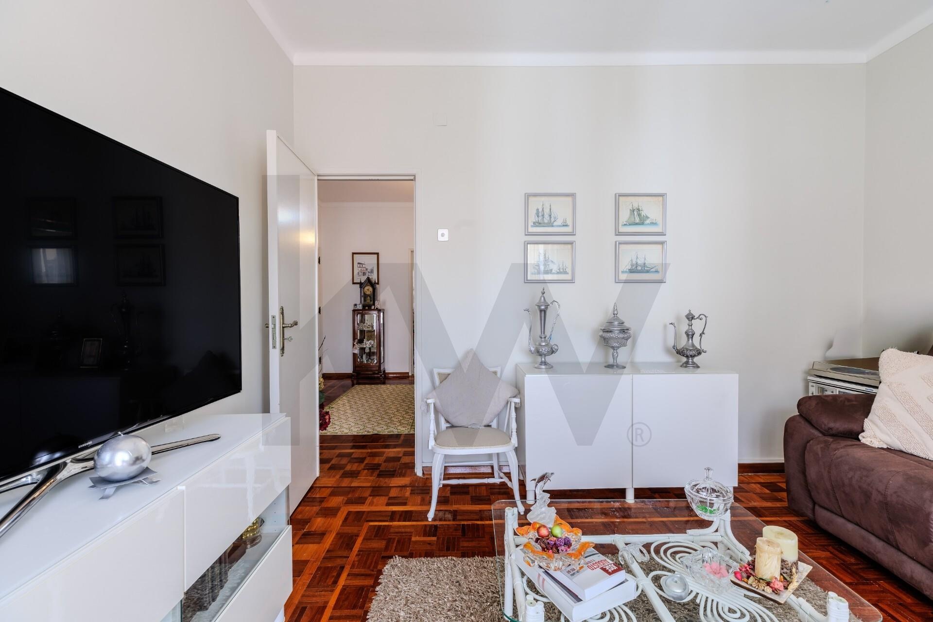 Apartamento T3 à Venda em Barreiro - Setúbal - Portugal - 3