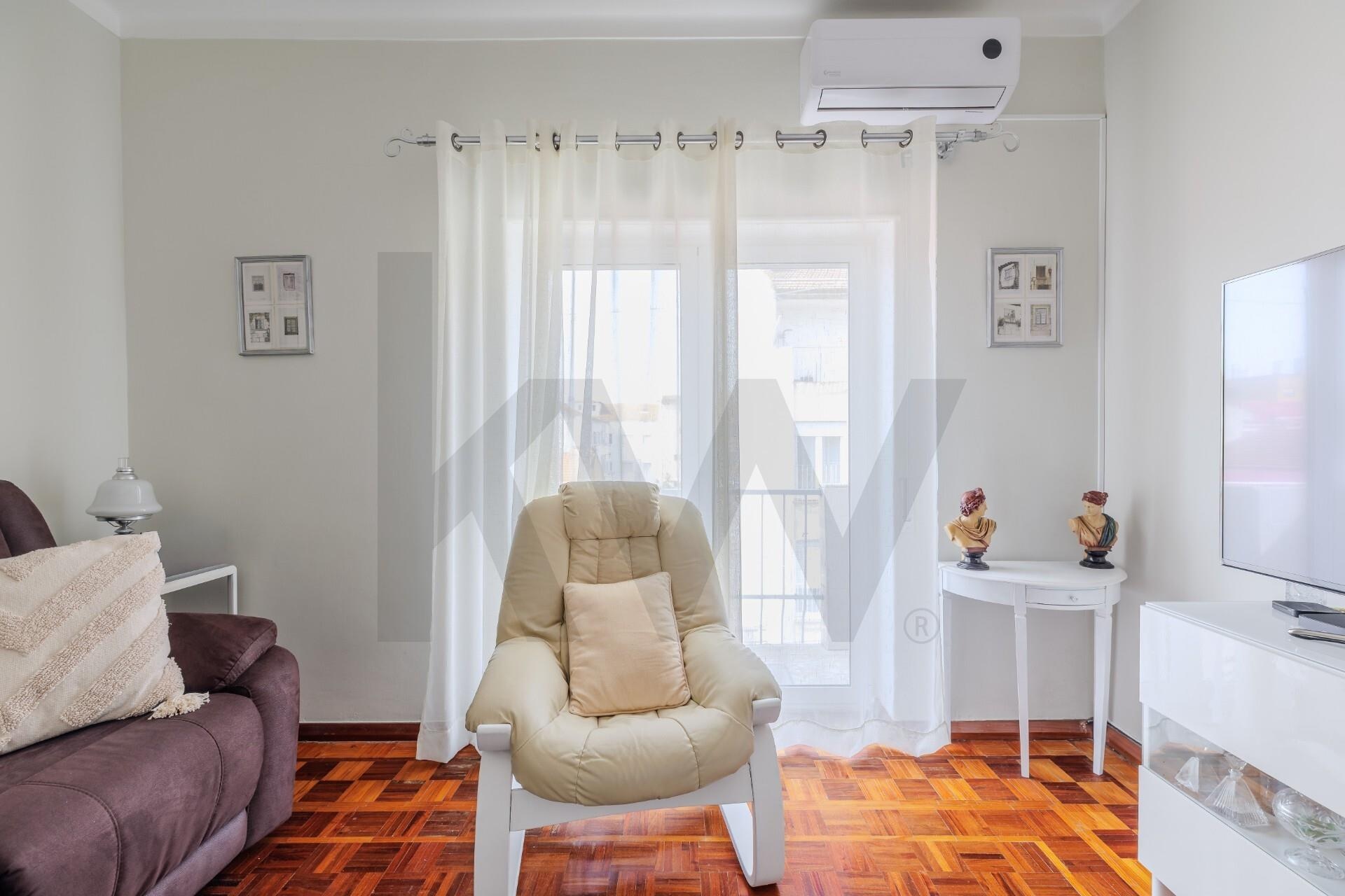 Apartamento T3 à Venda em Barreiro - Setúbal - Portugal - 4