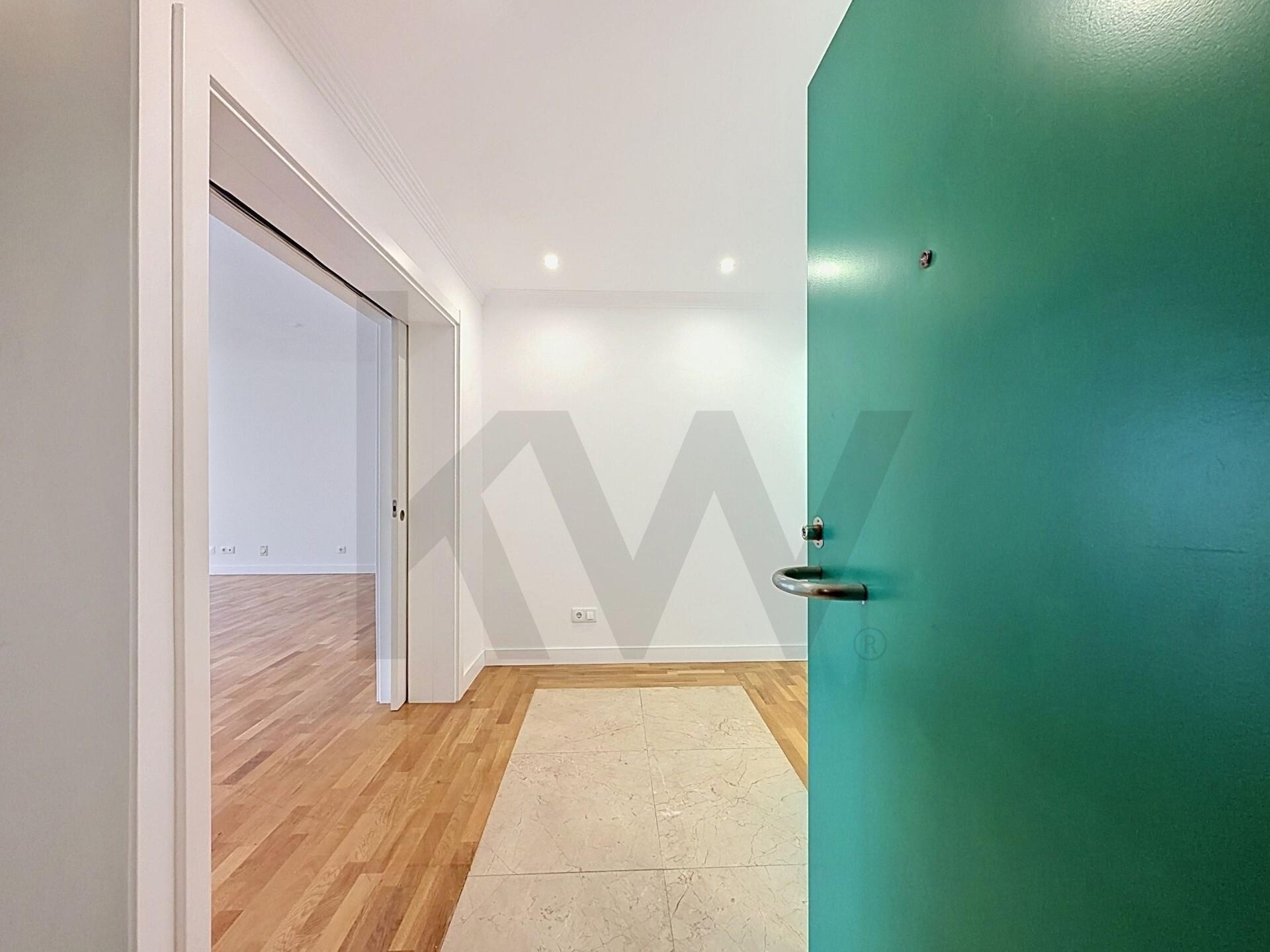 Apartamento T3 à Venda em Belas - Lisboa - Portugal - 6