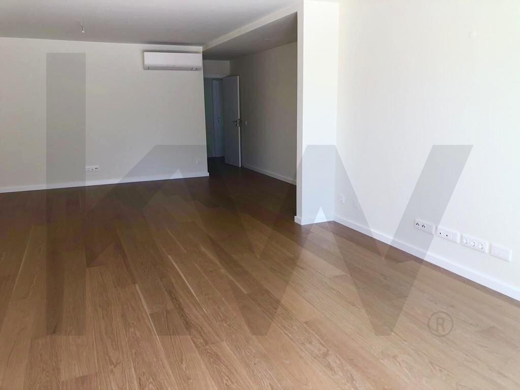 Apartamento T3 à Venda em Carcavelos - Lisboa - Portugal - 7