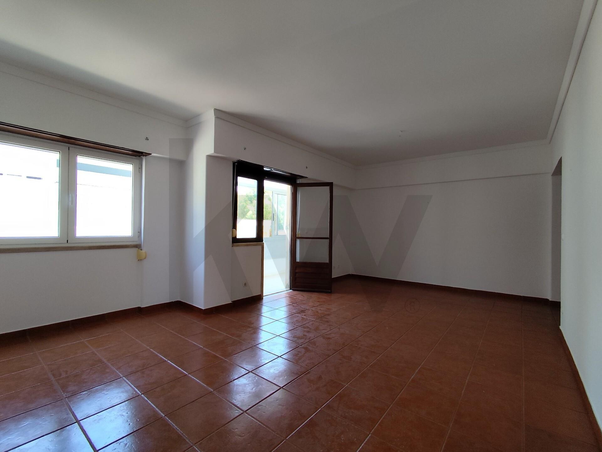 Apartamento T3 à Venda em Carcavelos - Lisboa - Portugal - 5