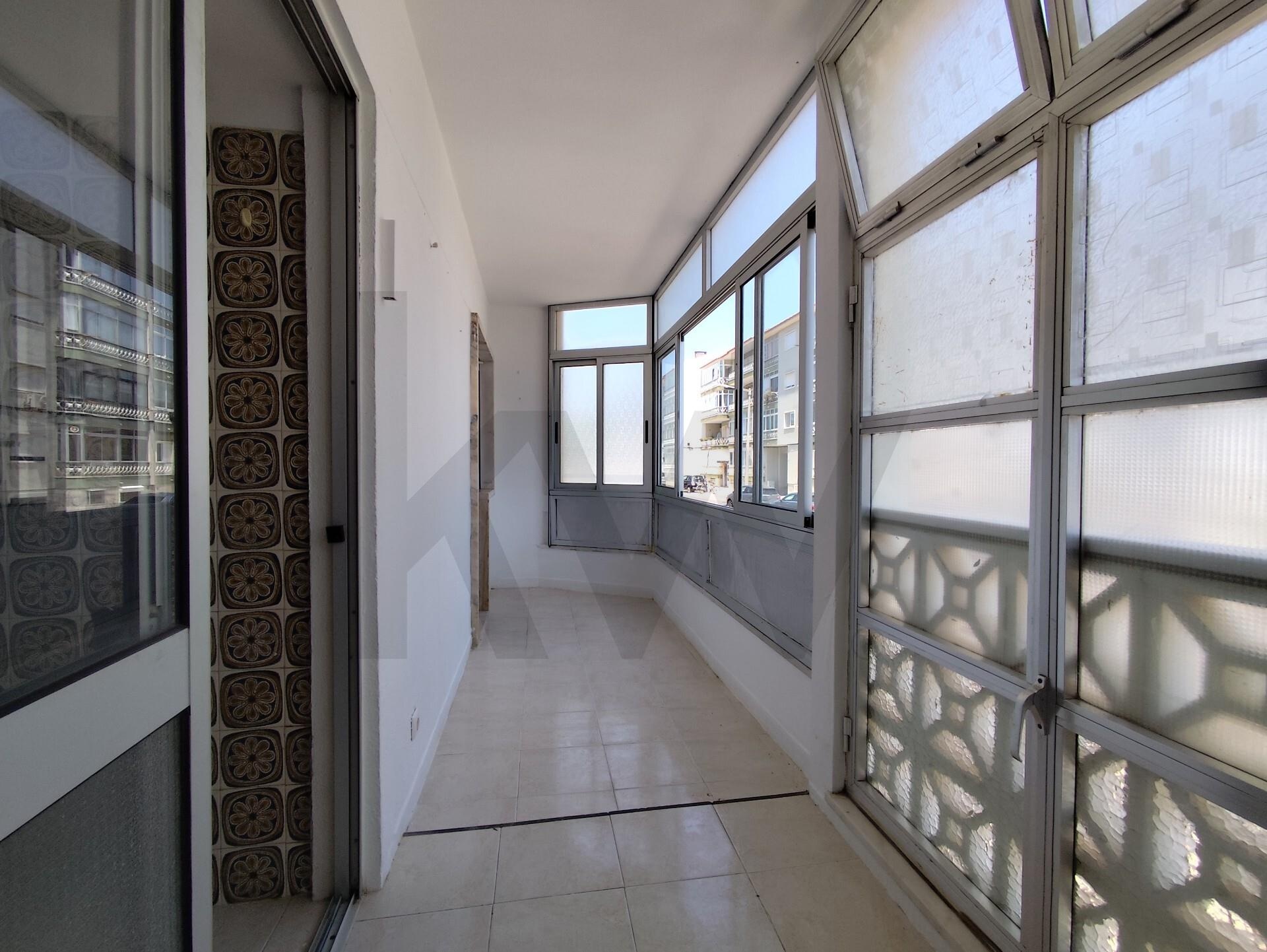 Apartamento T3 à Venda em Carcavelos - Lisboa - Portugal - 6