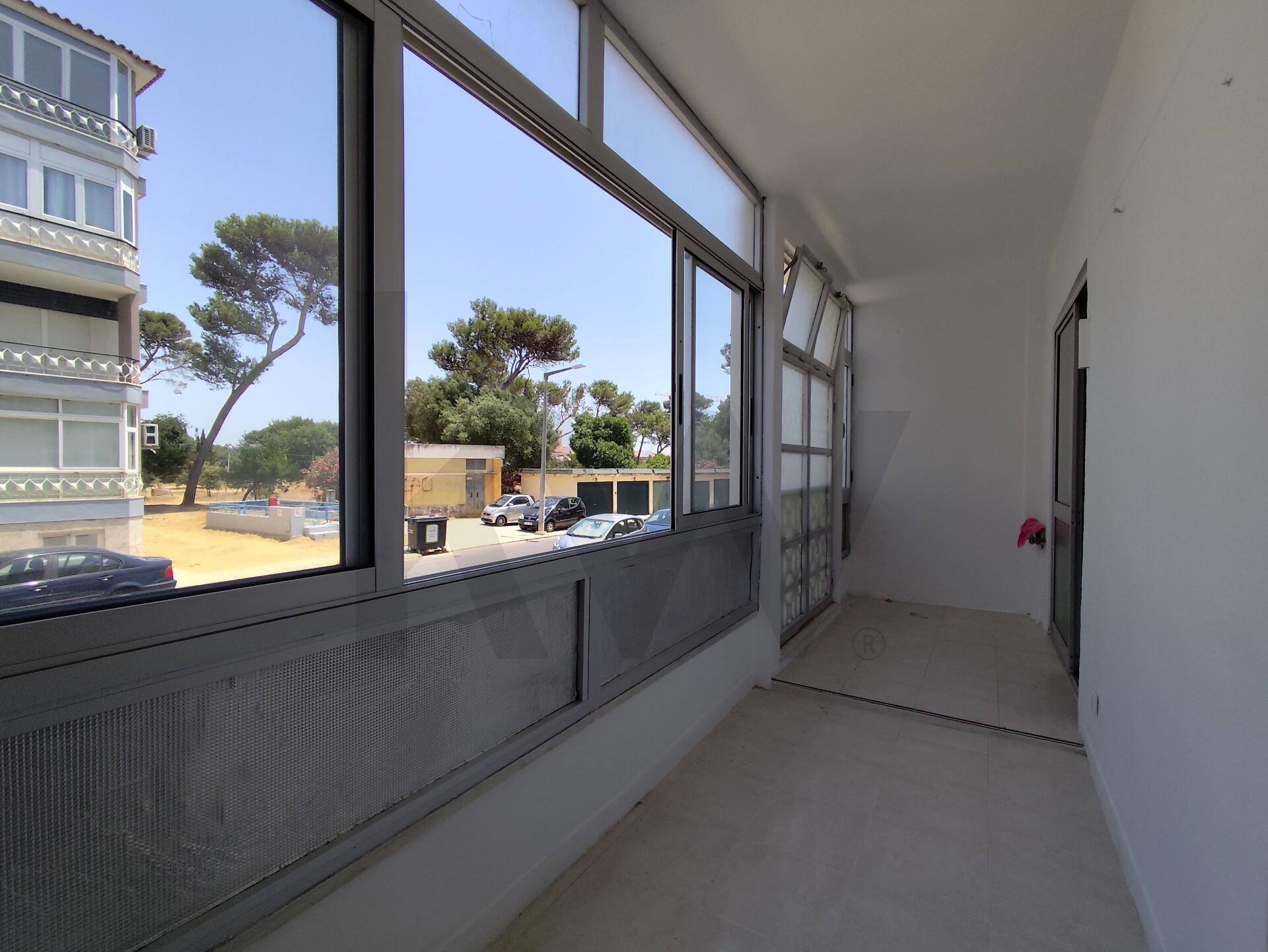 Apartamento T3 à Venda em Carcavelos - Lisboa - Portugal - 7