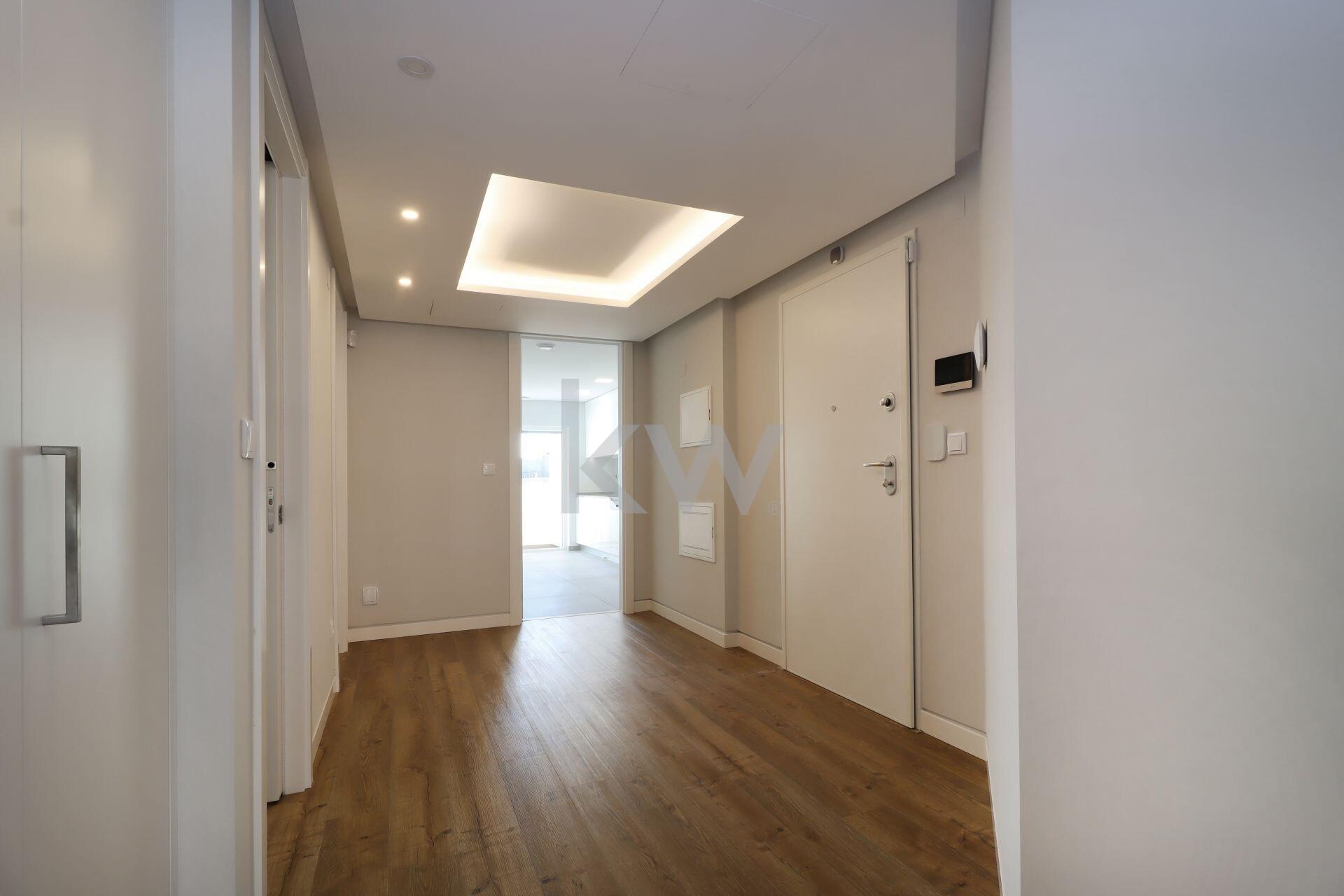 Apartamento T3 à Venda em Carcavelos - Lisboa - Portugal - 6