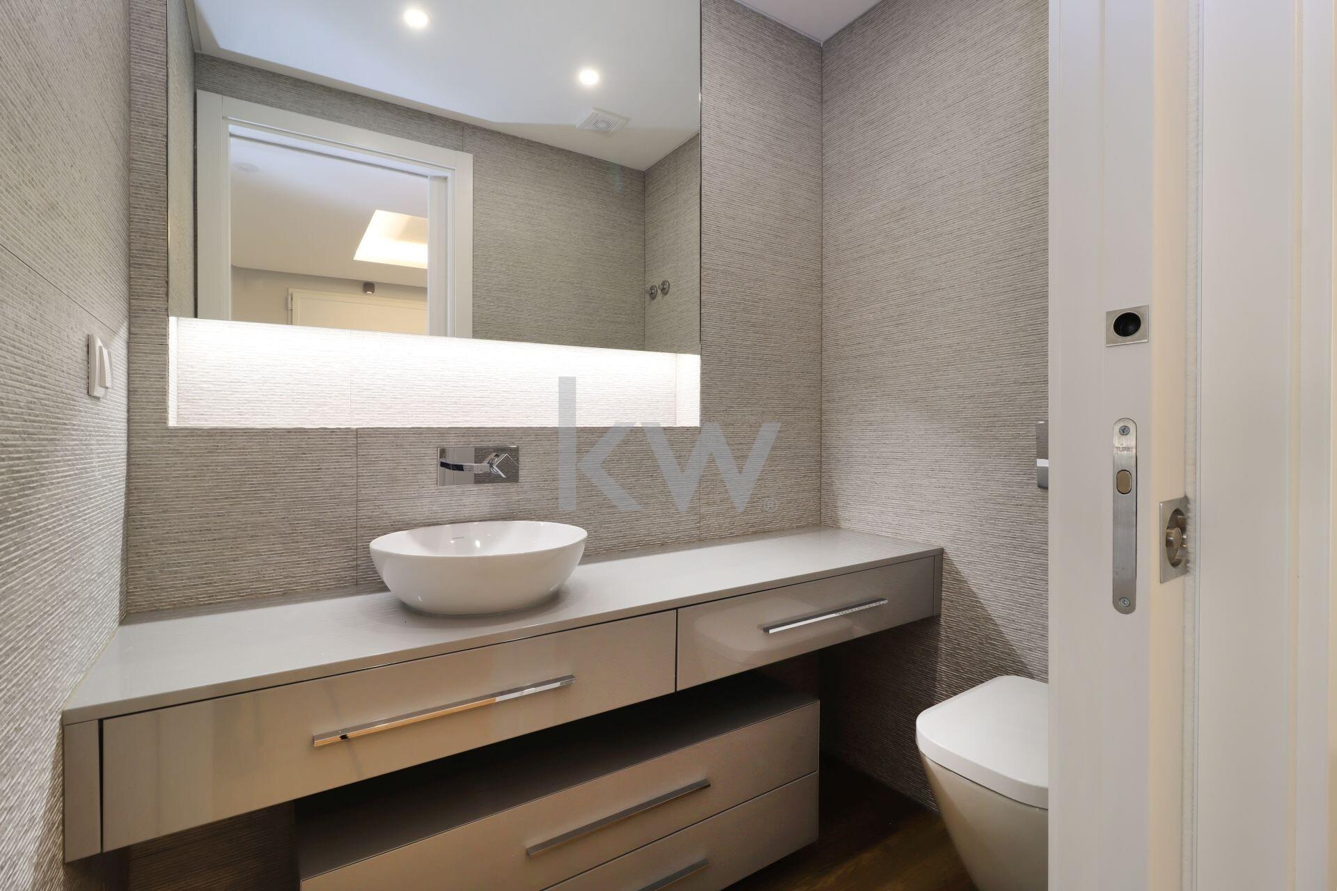 Apartamento T3 à Venda em Carcavelos - Lisboa - Portugal - 7