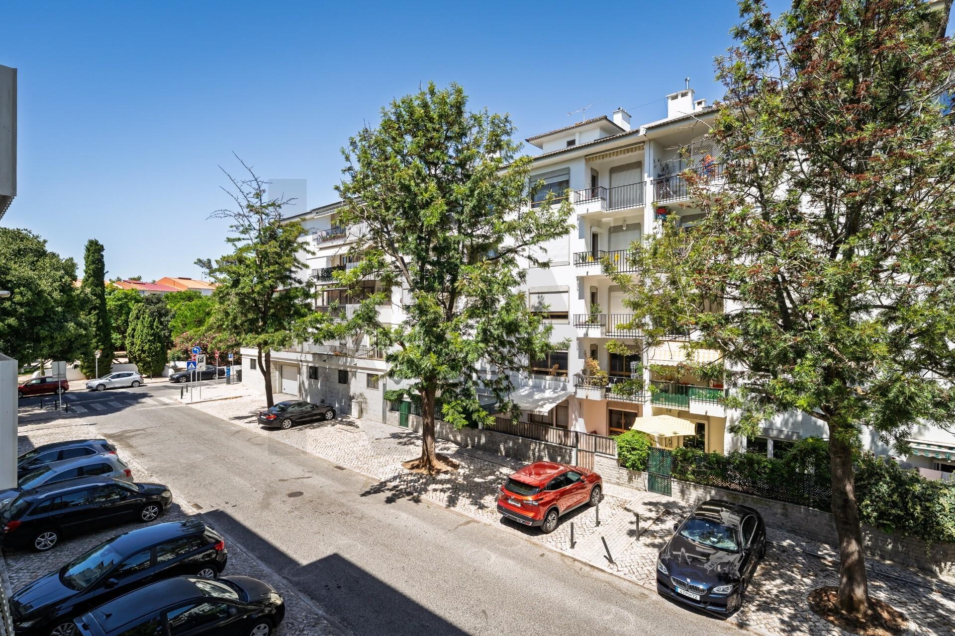 Apartamento T3 à Venda em Carcavelos - Lisboa - Portugal - 8