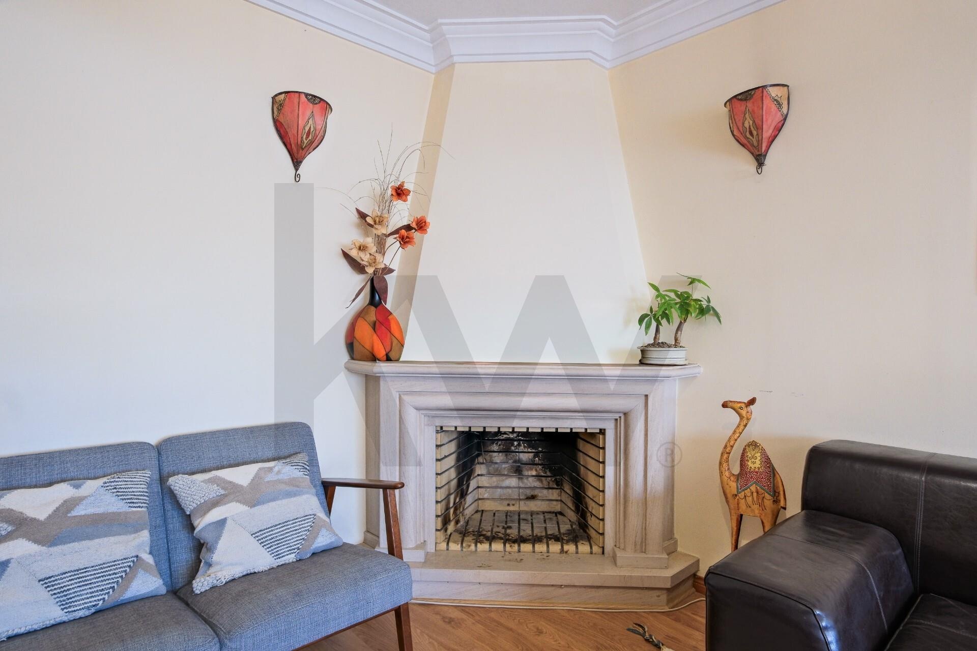 Apartamento T3 à Venda em Carcavelos - Lisboa - Portugal - 4