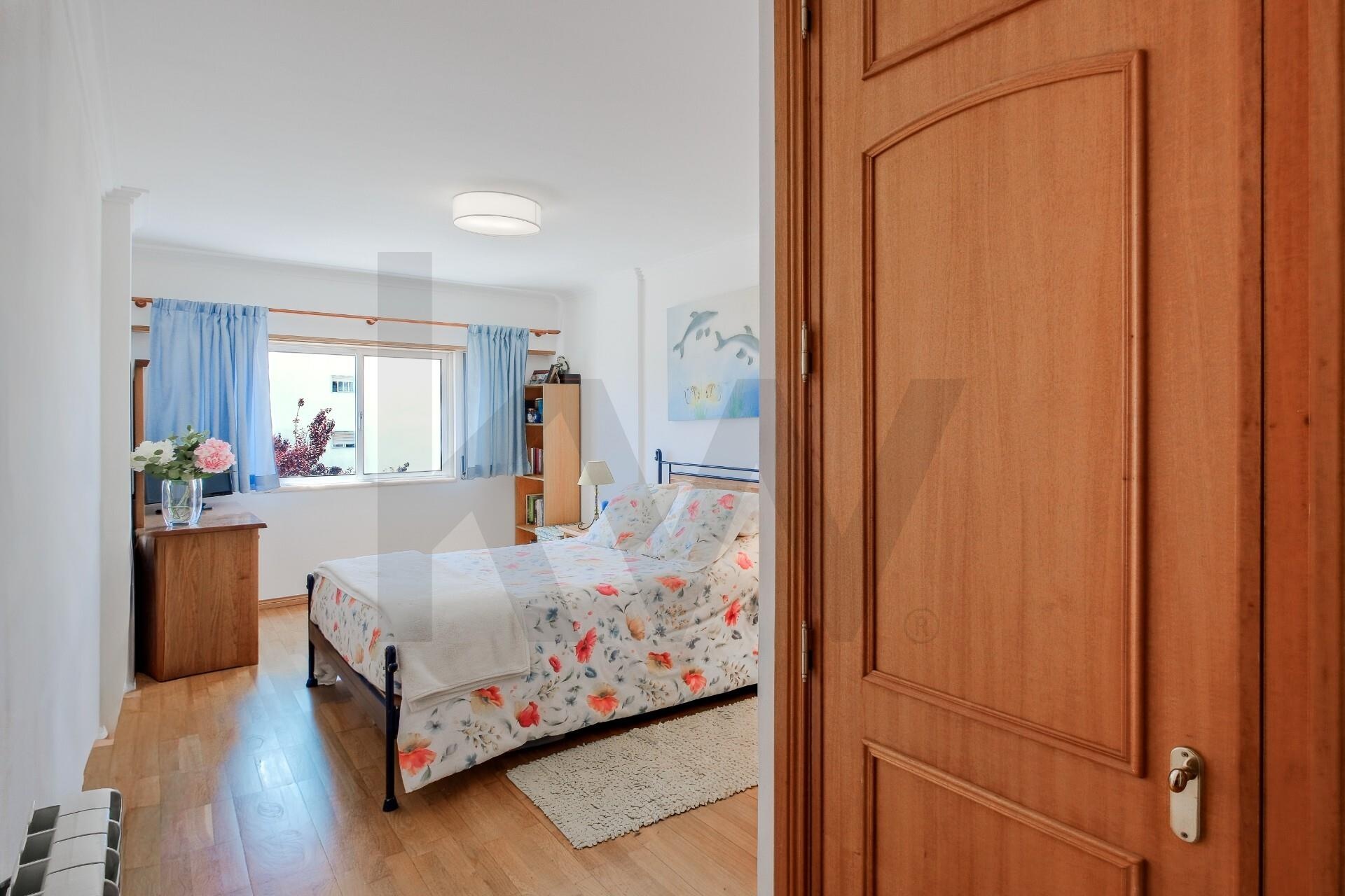 Apartamento T3 à Venda em Carcavelos - Lisboa - Portugal - 8