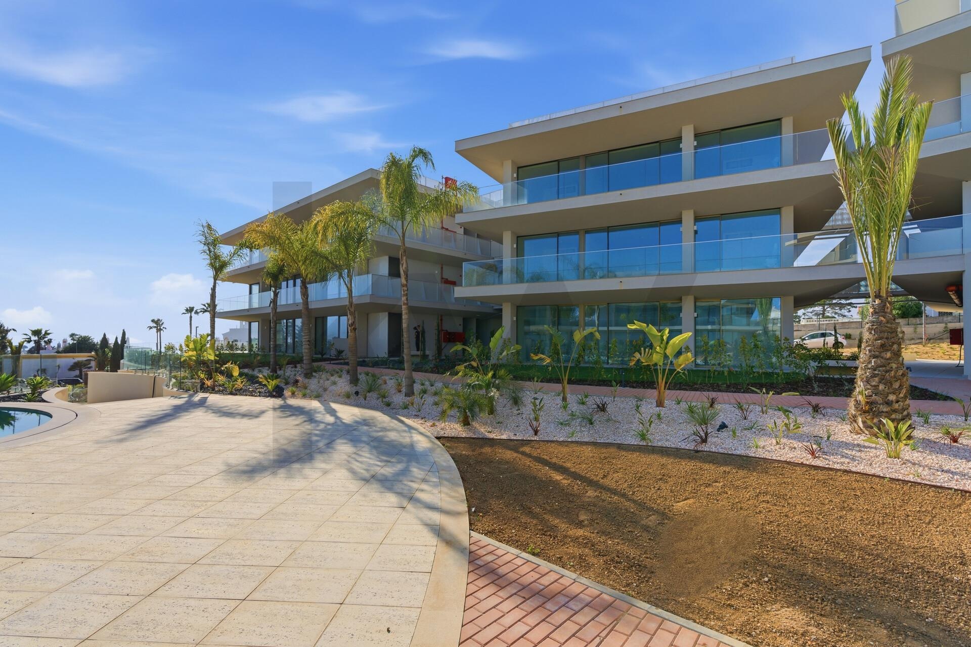 Apartamento T3 à Venda em Carvoeiro - Algarve - Portugal - 3