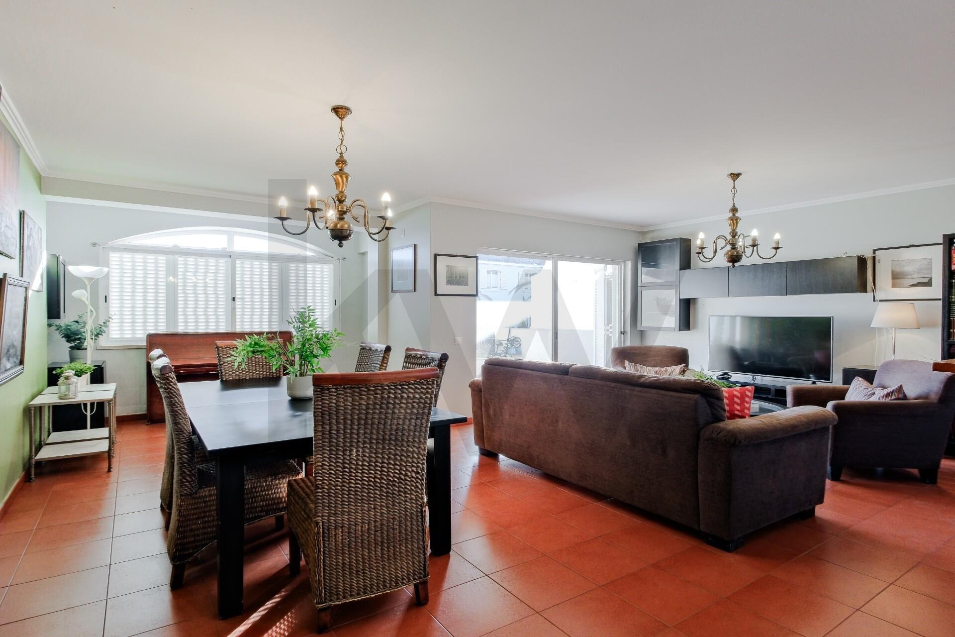 Apartamento T3 à Venda em Cascais - Lisboa - Portugal - 1