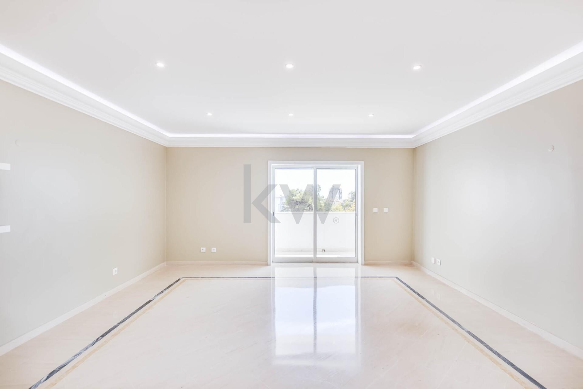 Apartamento T3 à Venda em Cascais - Lisboa - Portugal - 1