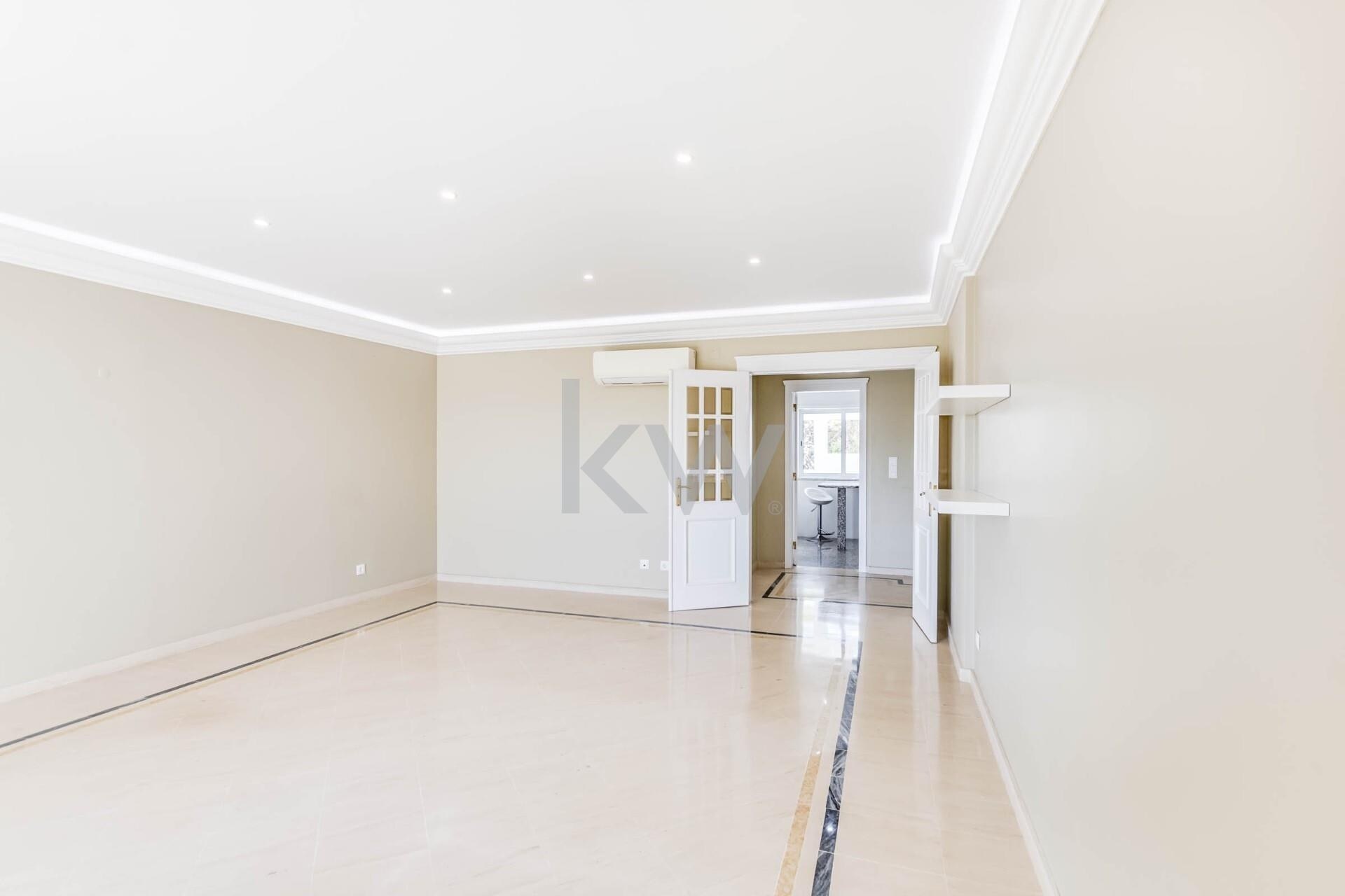 Apartamento T3 à Venda em Cascais - Lisboa - Portugal - 6