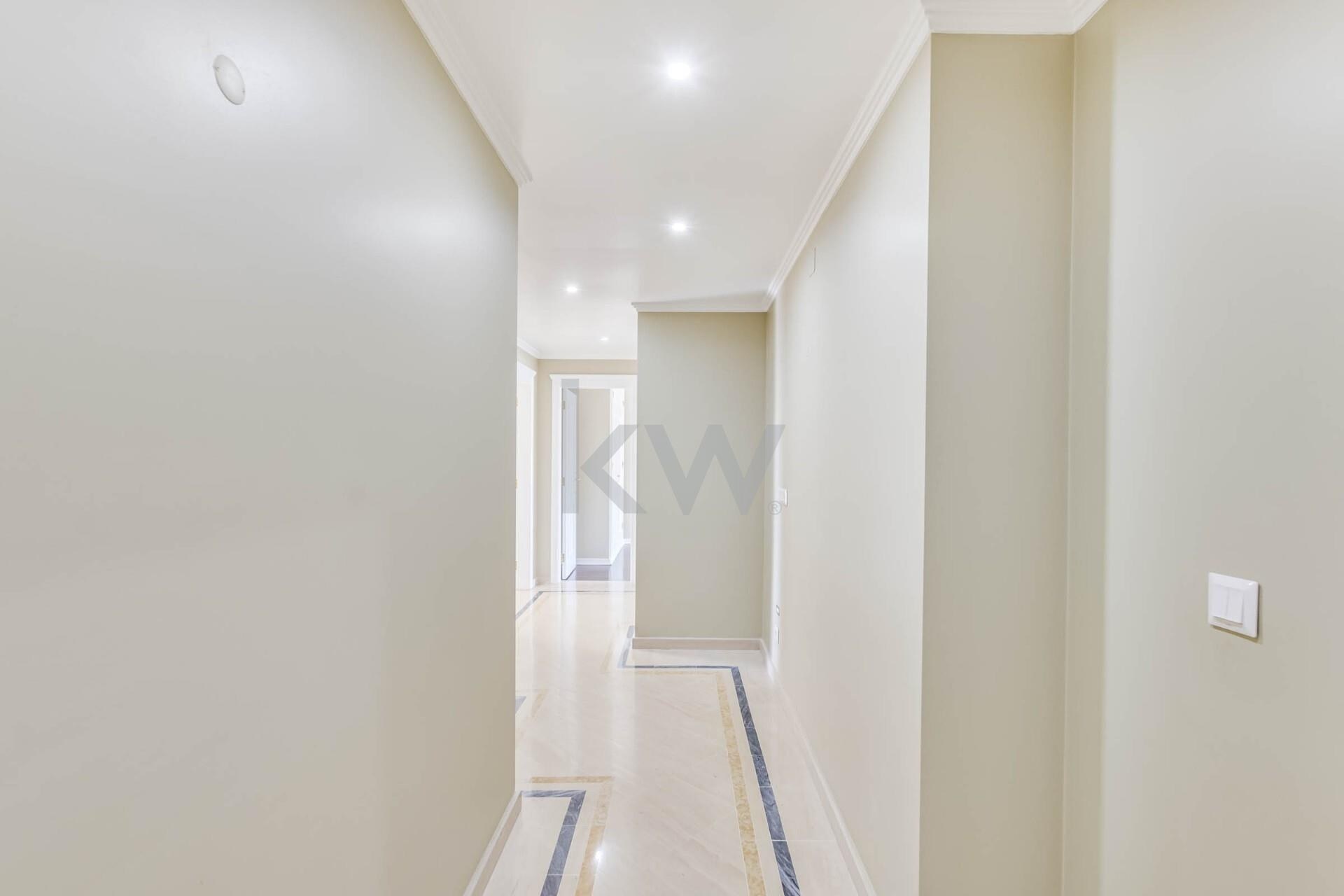 Apartamento T3 à Venda em Cascais - Lisboa - Portugal - 7