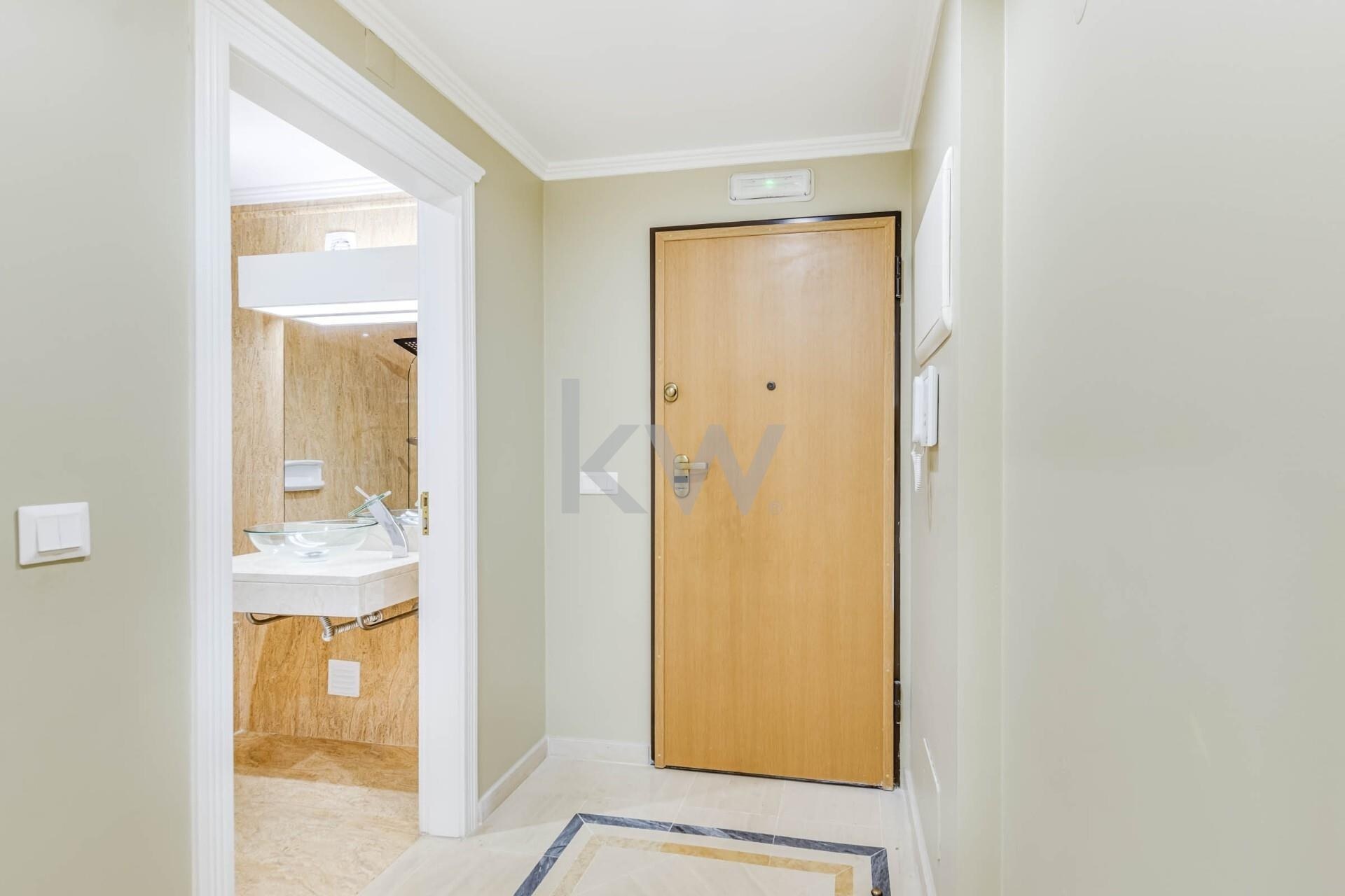 Apartamento T3 à Venda em Cascais - Lisboa - Portugal - 8