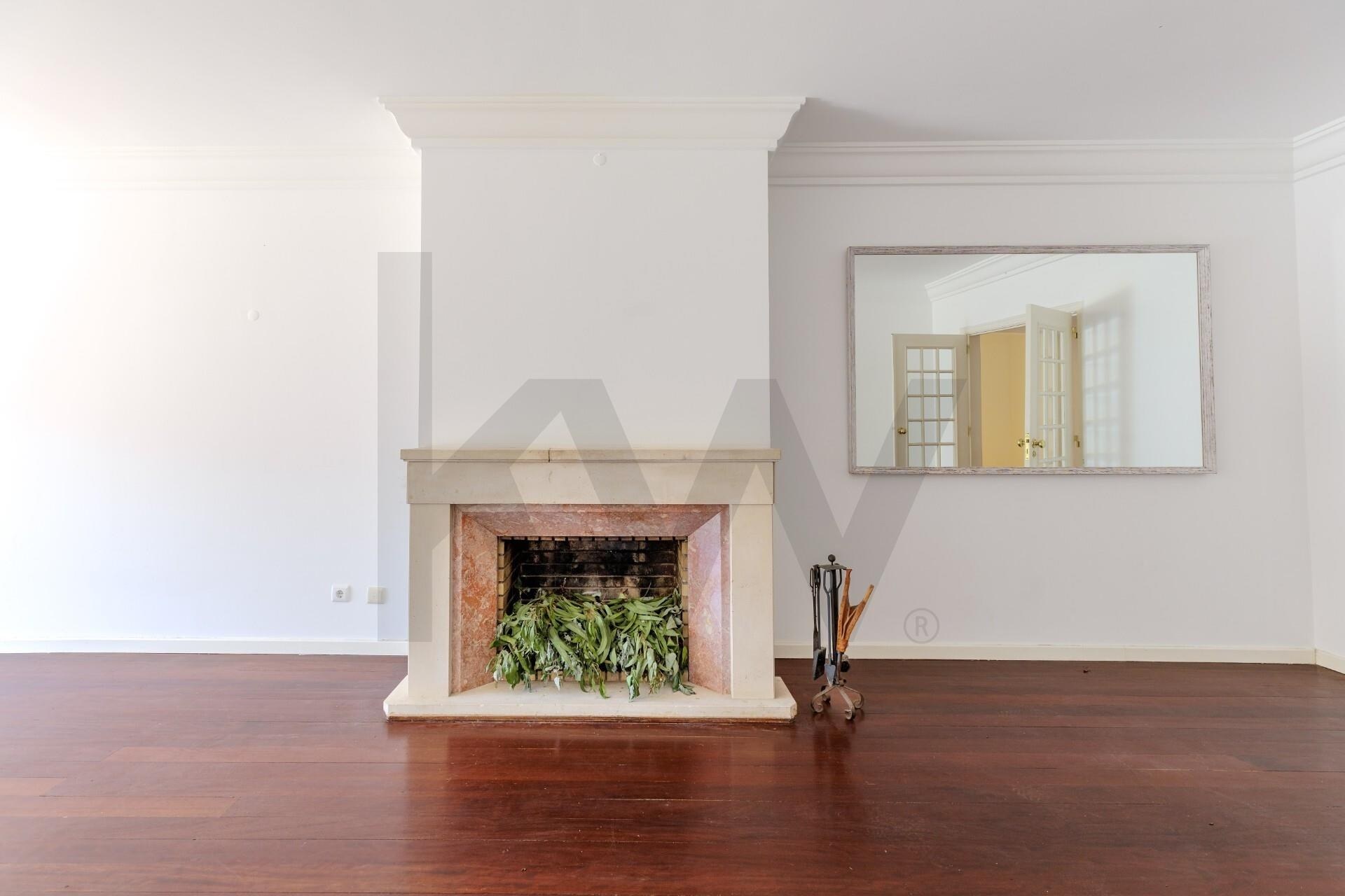 Apartamento T3 à Venda em Cascais - Lisboa - Portugal - 4