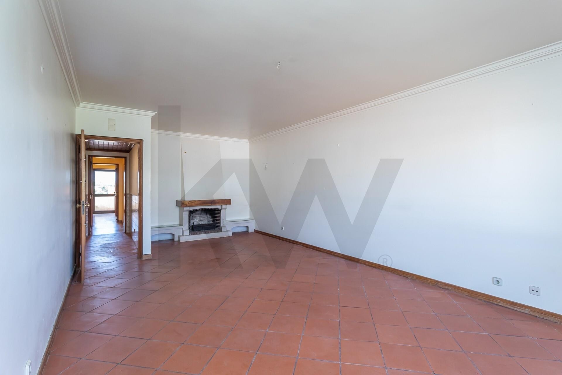 Apartamento T3 à Venda em Cascais - Lisboa - Portugal - 3