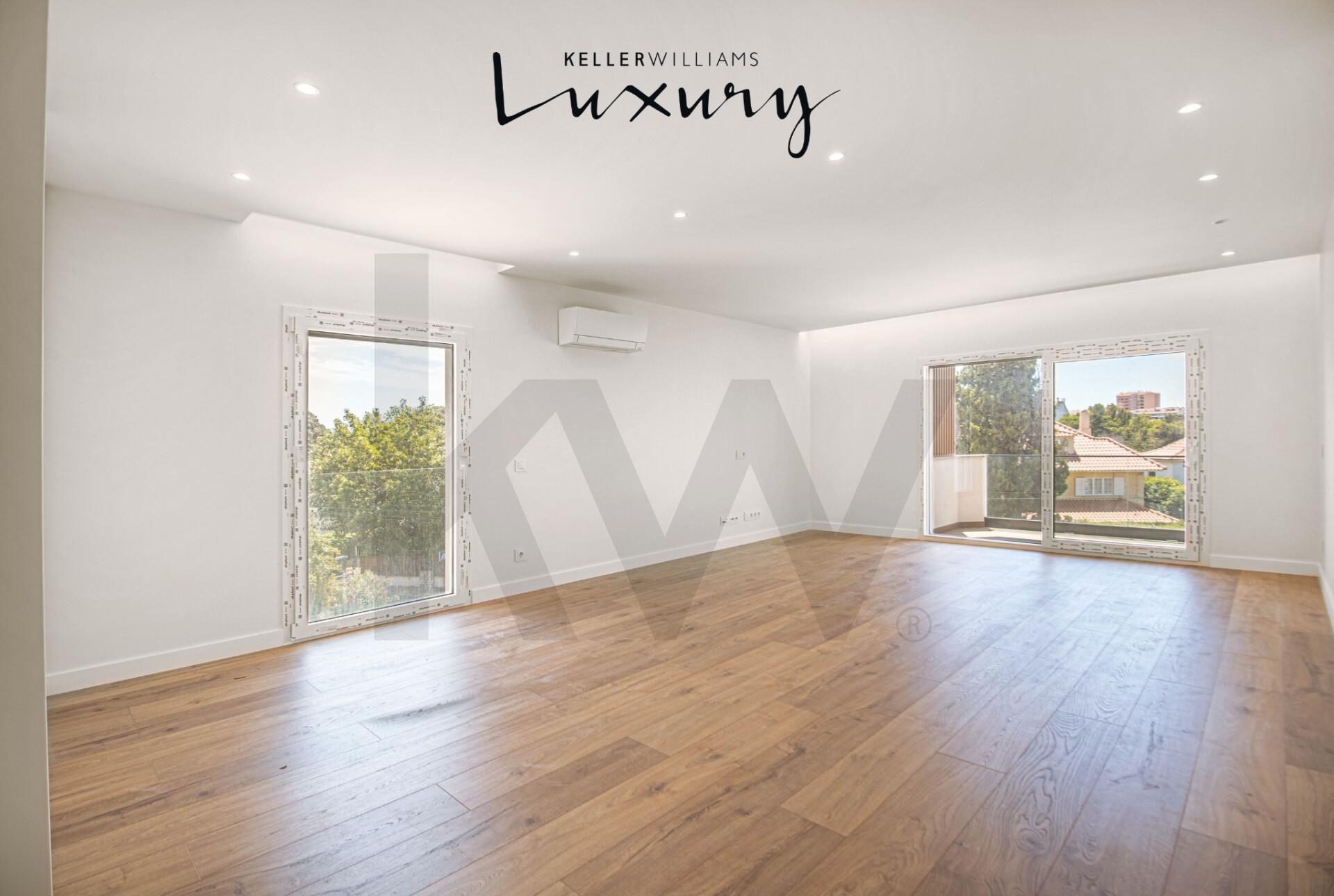 Apartamento T3 à Venda em Cascais - Lisboa - Portugal - 3