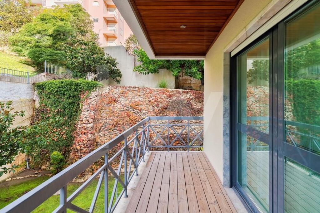 Apartamento T3 à Venda em Cascais - Lisboa - Portugal - 4
