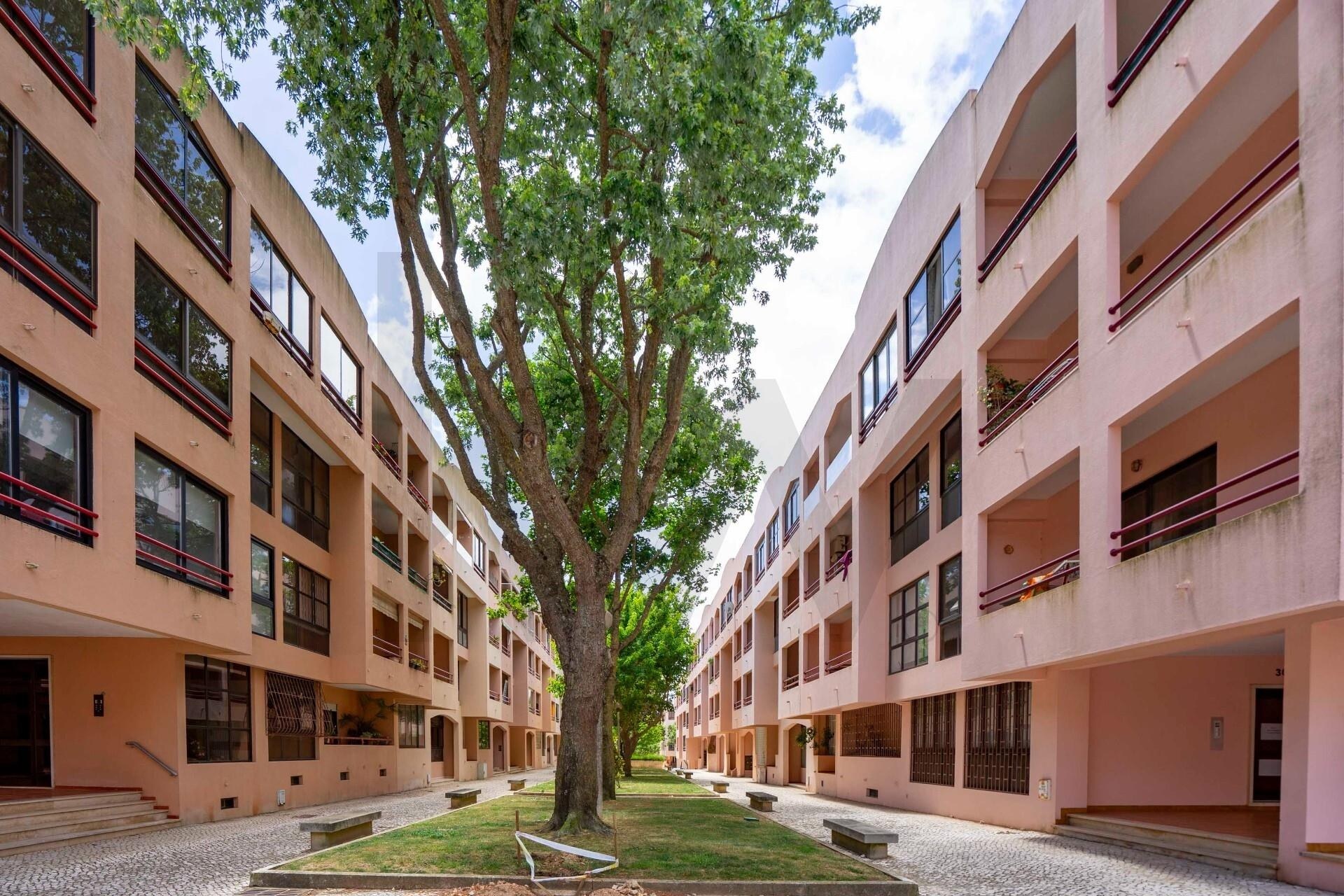 Apartamento T3 à Venda em Cascais - Lisboa - Portugal - 1
