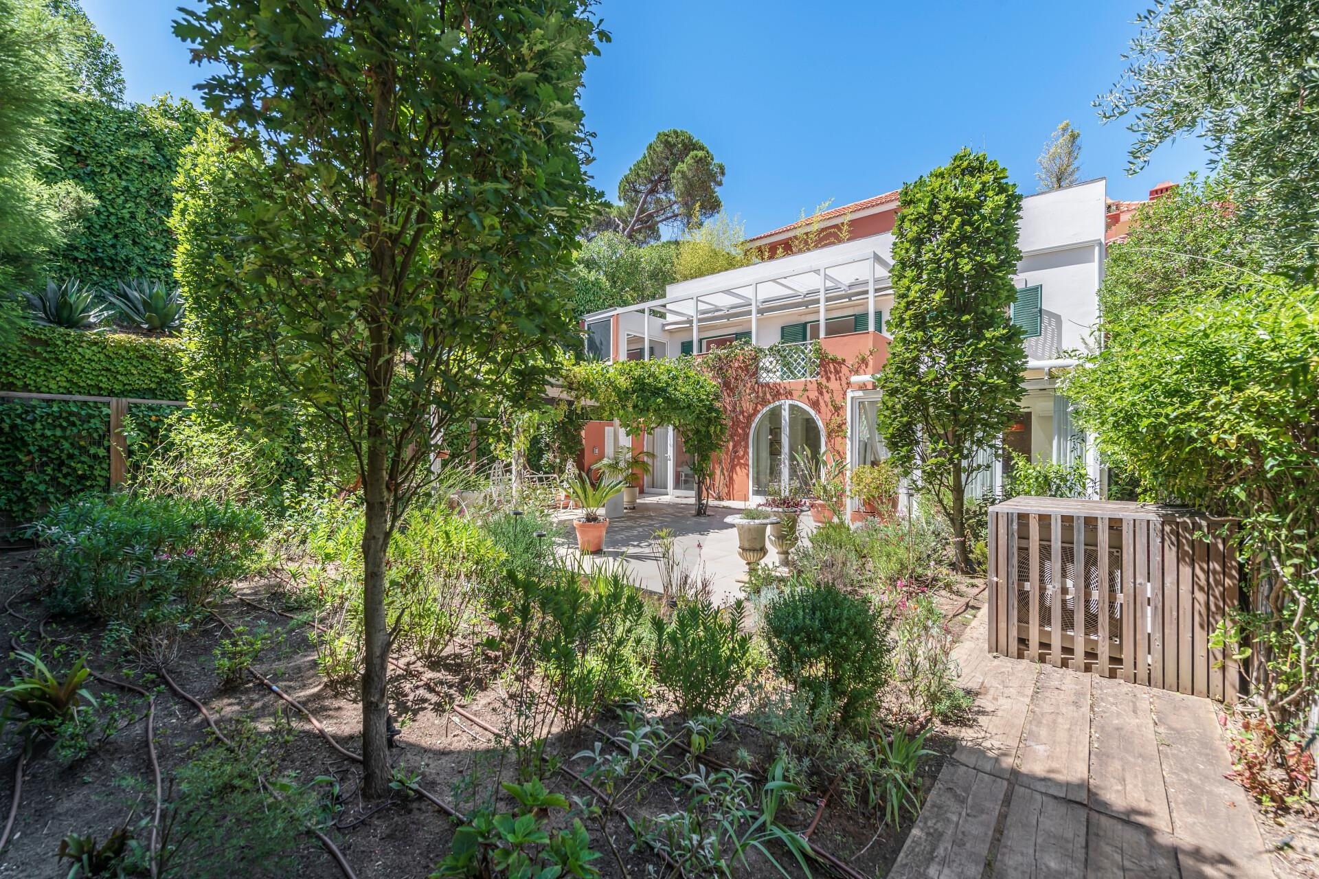 Apartamento T3 à Venda em Cascais - Lisboa - Portugal - 2