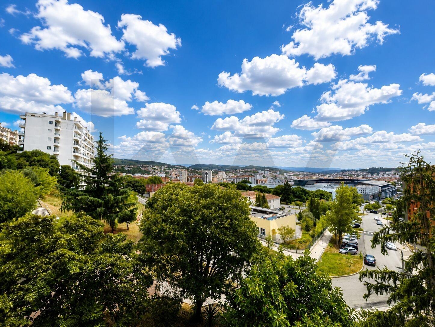 Apartamento T3 à Venda em Coimbra - Coimbra - Portugal - 1