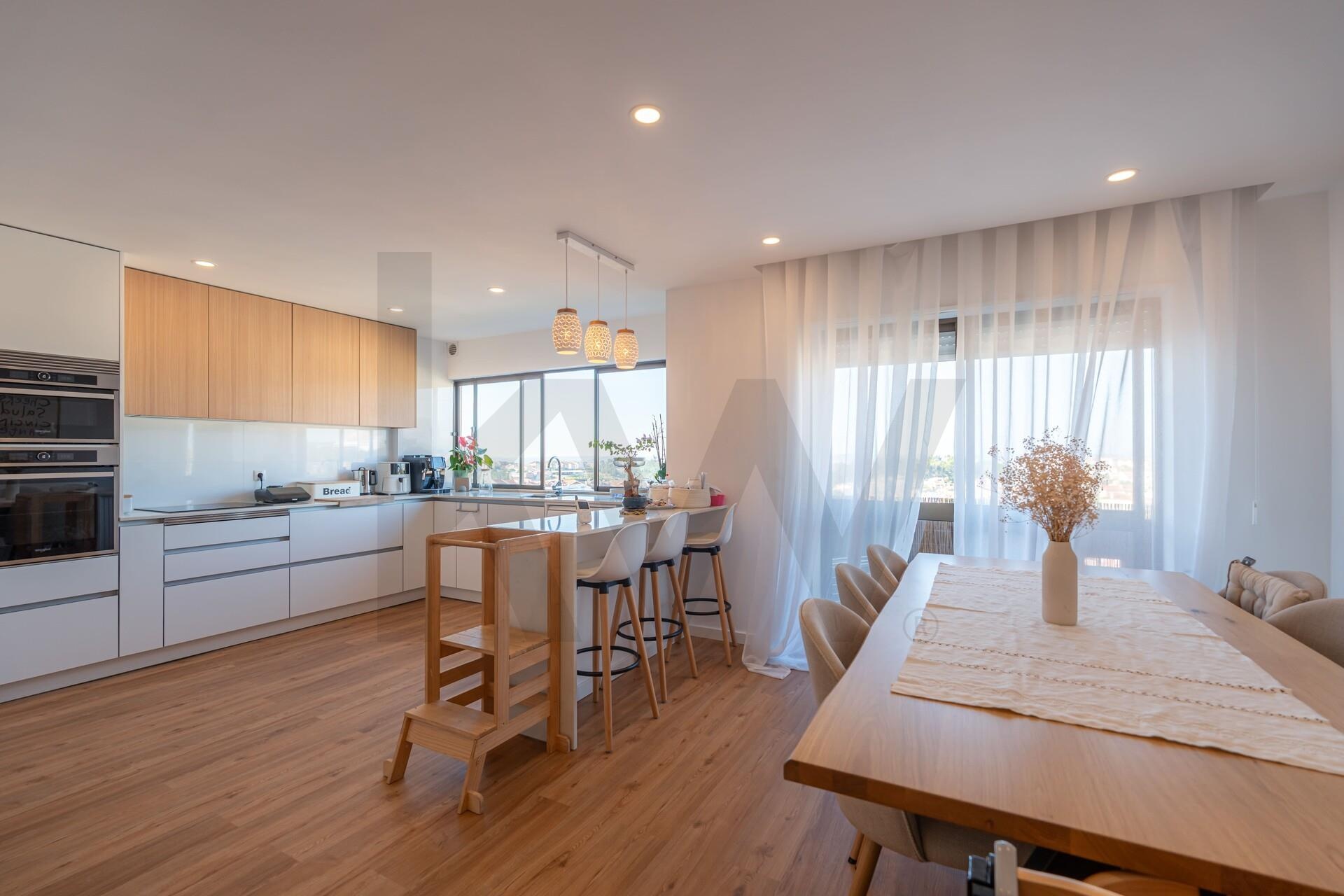 Apartamento T3 à Venda em Coimbra - Coimbra - Portugal - 2