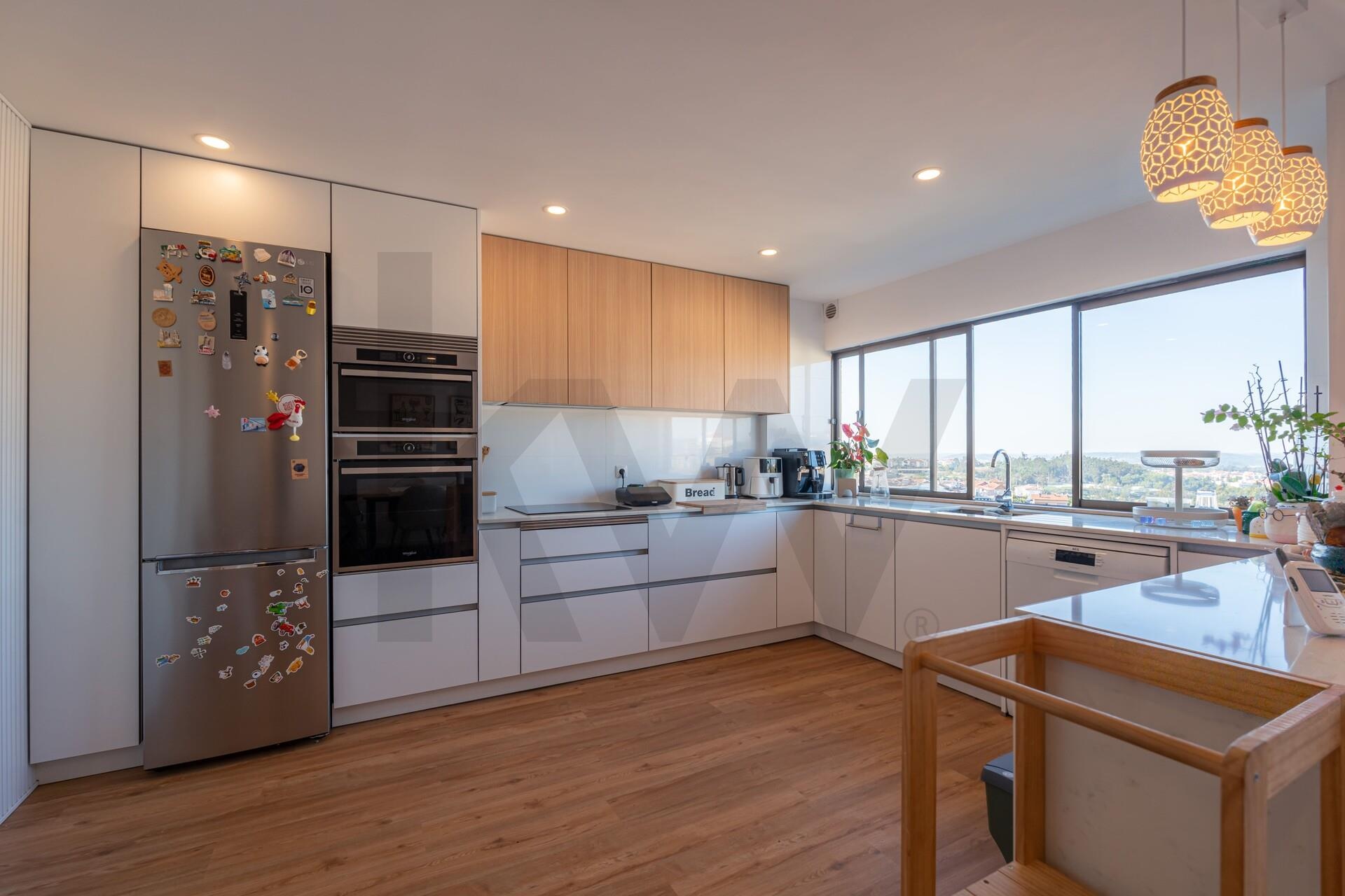 Apartamento T3 à Venda em Coimbra - Coimbra - Portugal - 6
