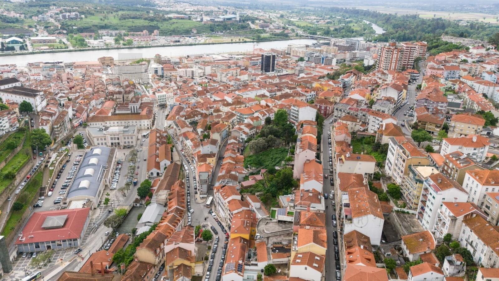 Apartamento T3 à Venda em Coimbra - Coimbra - Portugal - 8