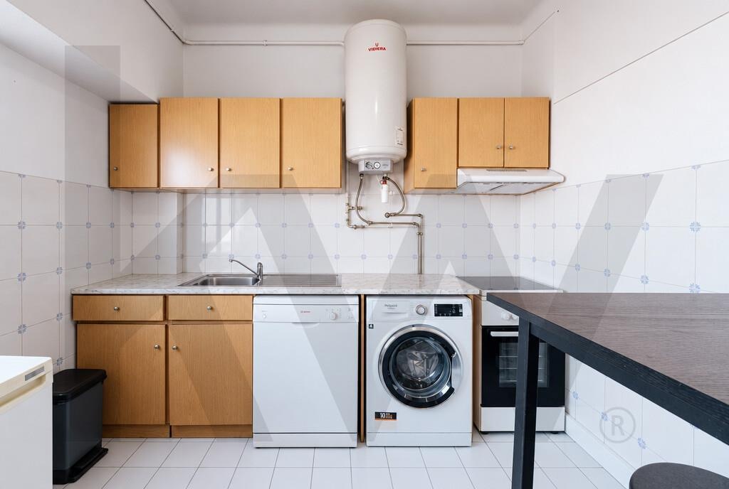 Apartamento T3 à Venda em Coimbra - Coimbra - Portugal - 3