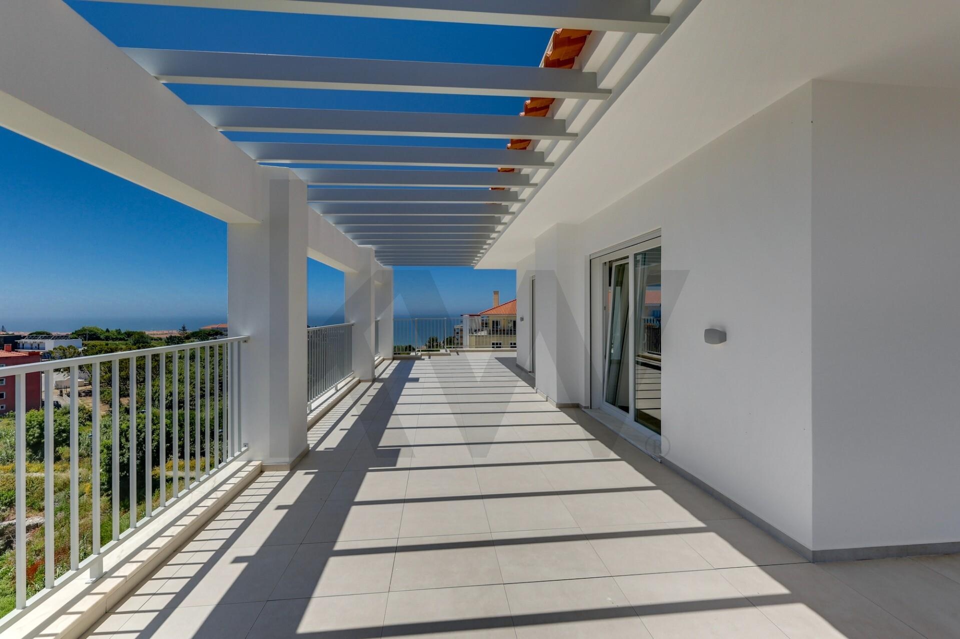 Apartamento T3 à Venda em Ericeira - Portugal - 1