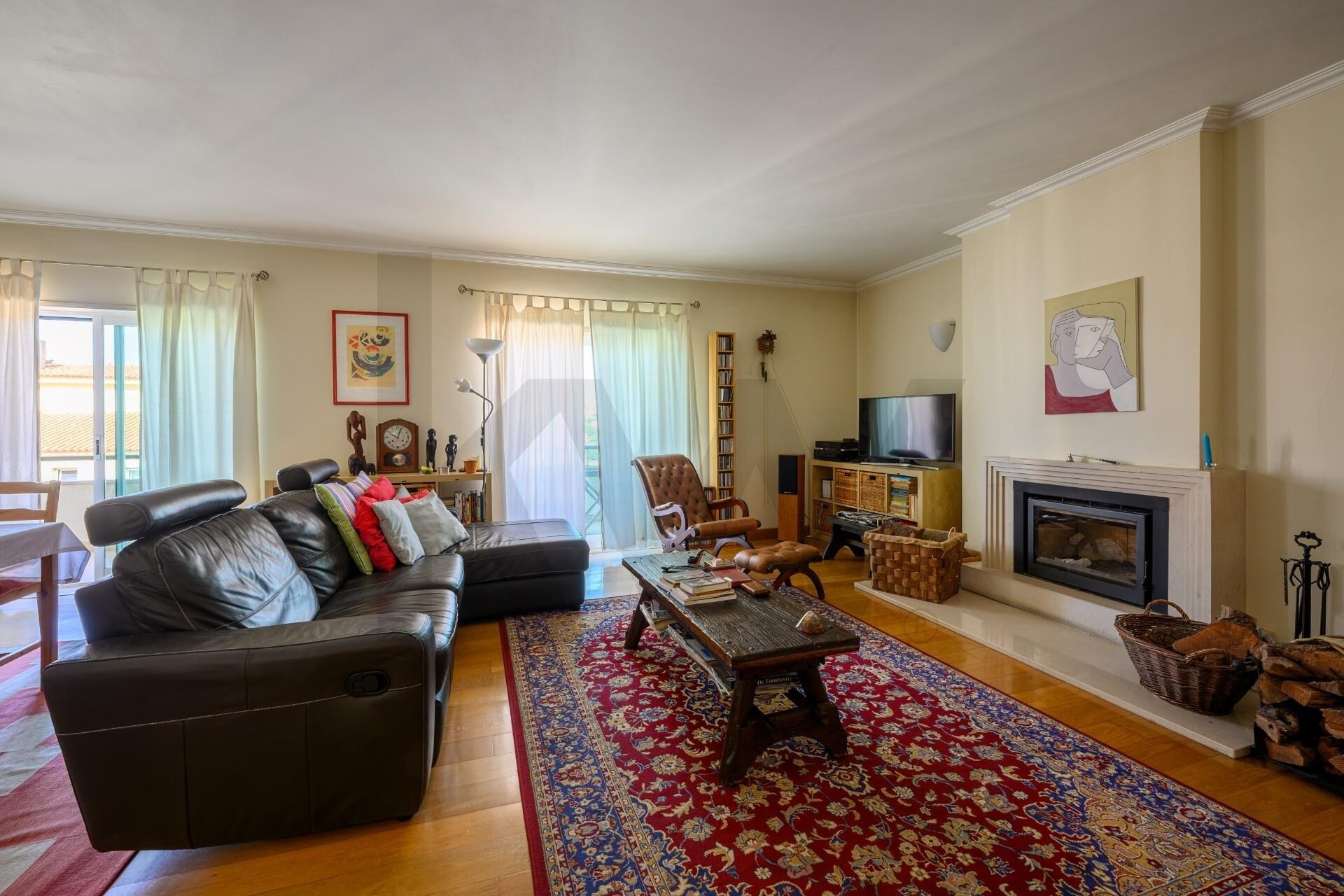 Apartamento T3 à Venda em Estoril - Lisboa - Portugal - 4