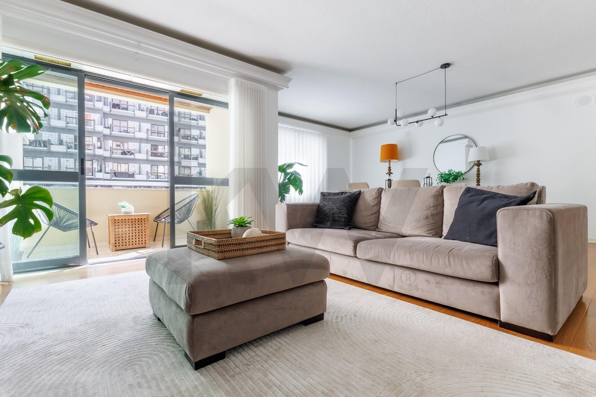 Apartamento T3 à Venda em Estoril - Lisboa - Portugal - 2