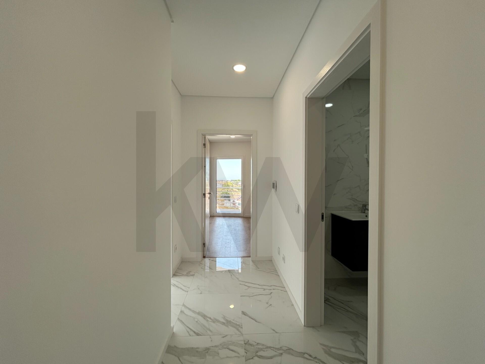 Apartamento T3 à Venda em Figueira da Foz - Portugal - 3