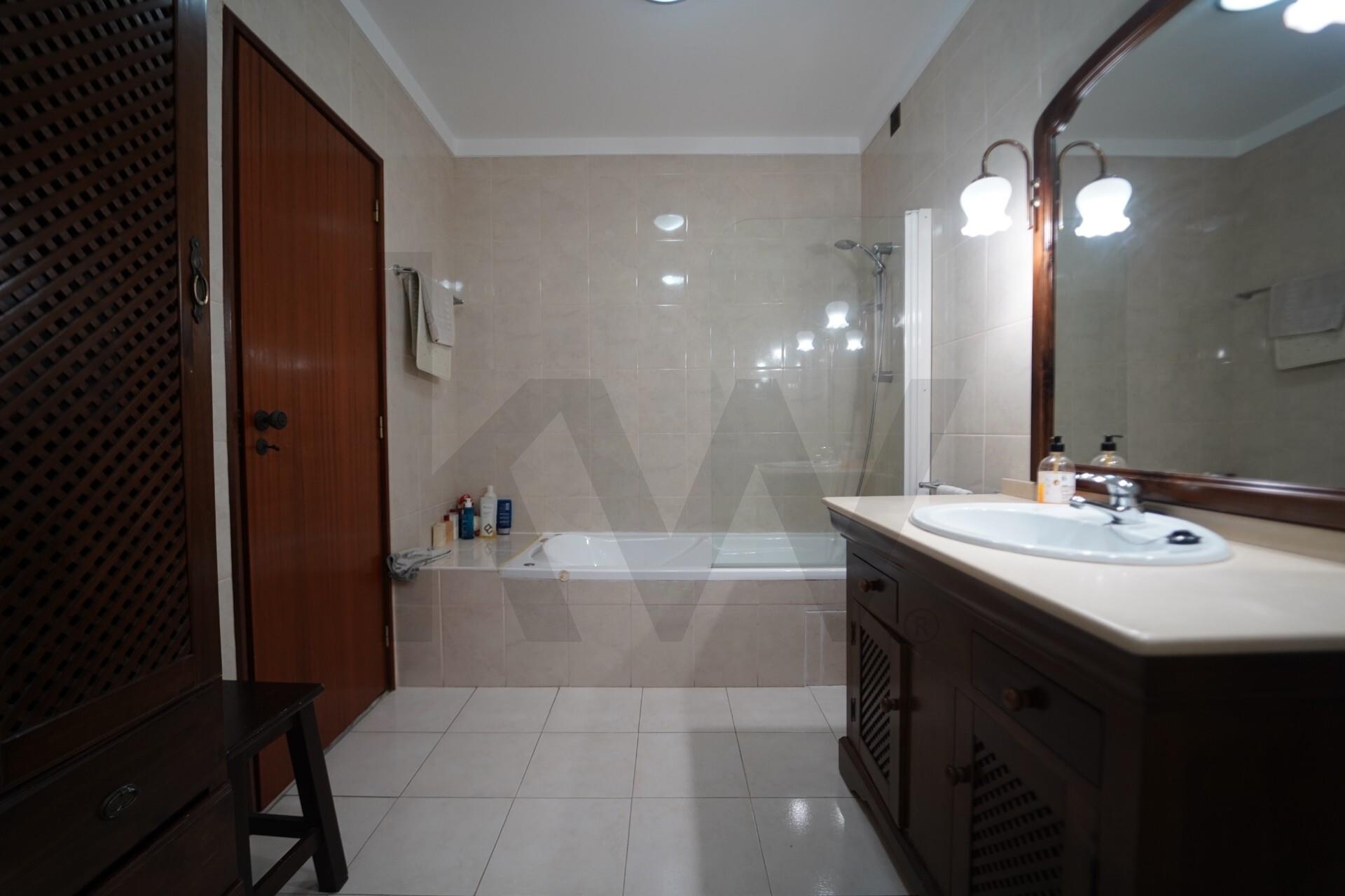 Apartamento T3 à Venda em Figueira da Foz - Portugal - 7