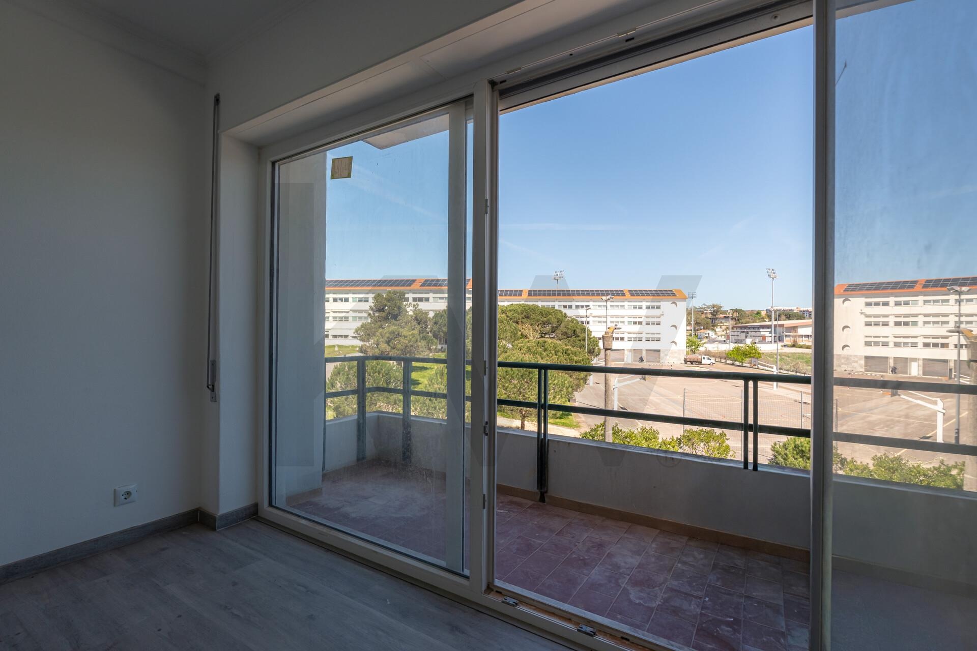 Apartamento T3 à Venda em Figueira da Foz - Portugal - 4