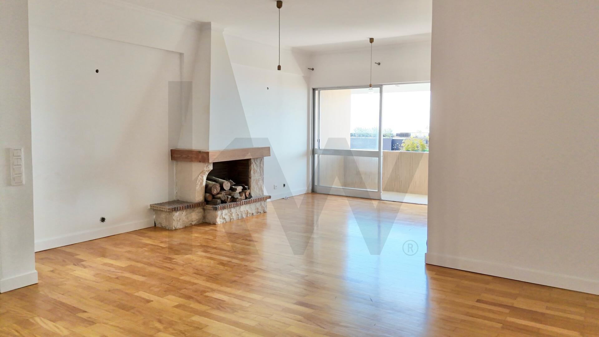 3 Bedroom Apartment for Sale in Funchal - Madeira Island - Portugal - 2