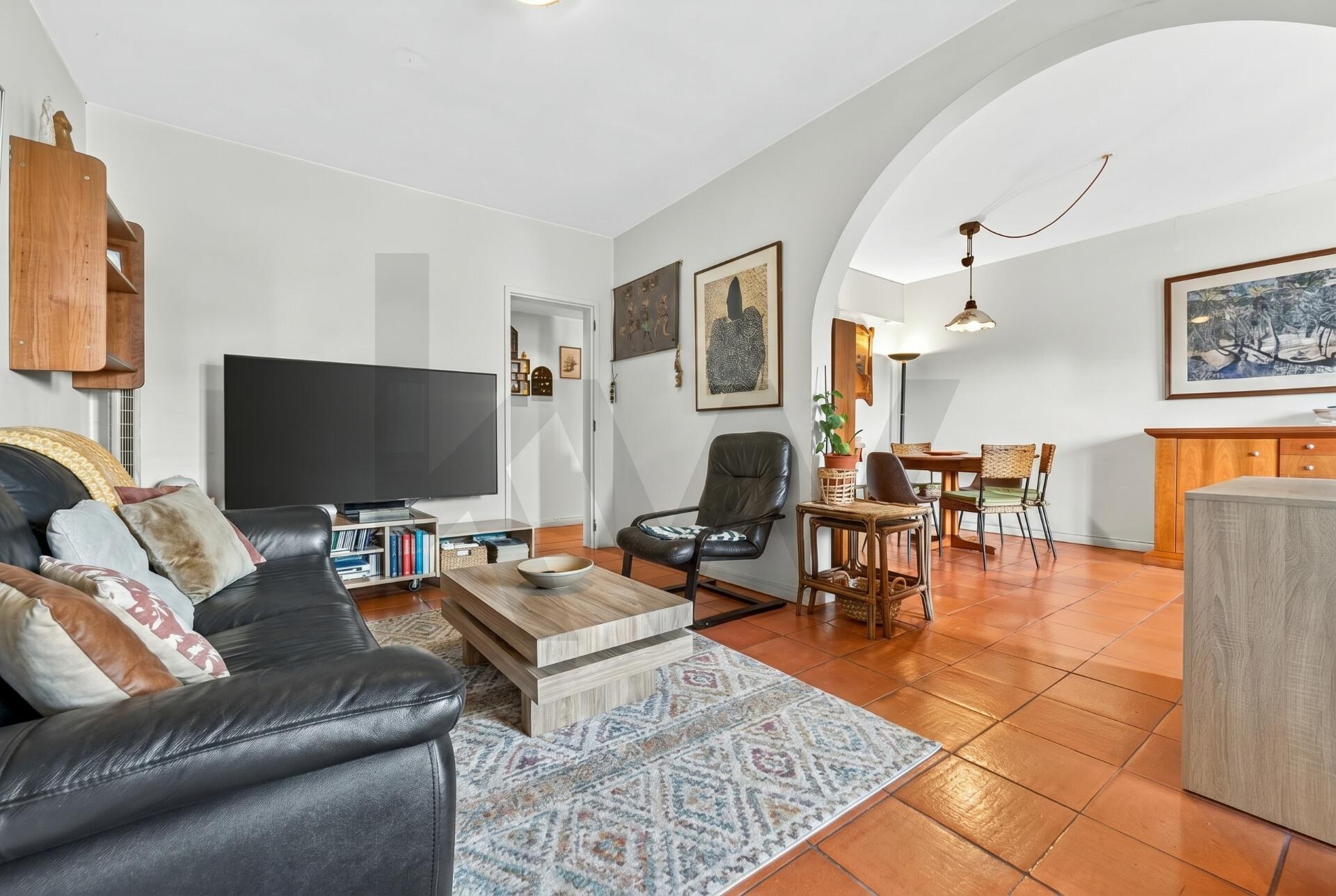 Apartamento T3 à Venda em Funchal - Ilha Da Madeira - Portugal - 2