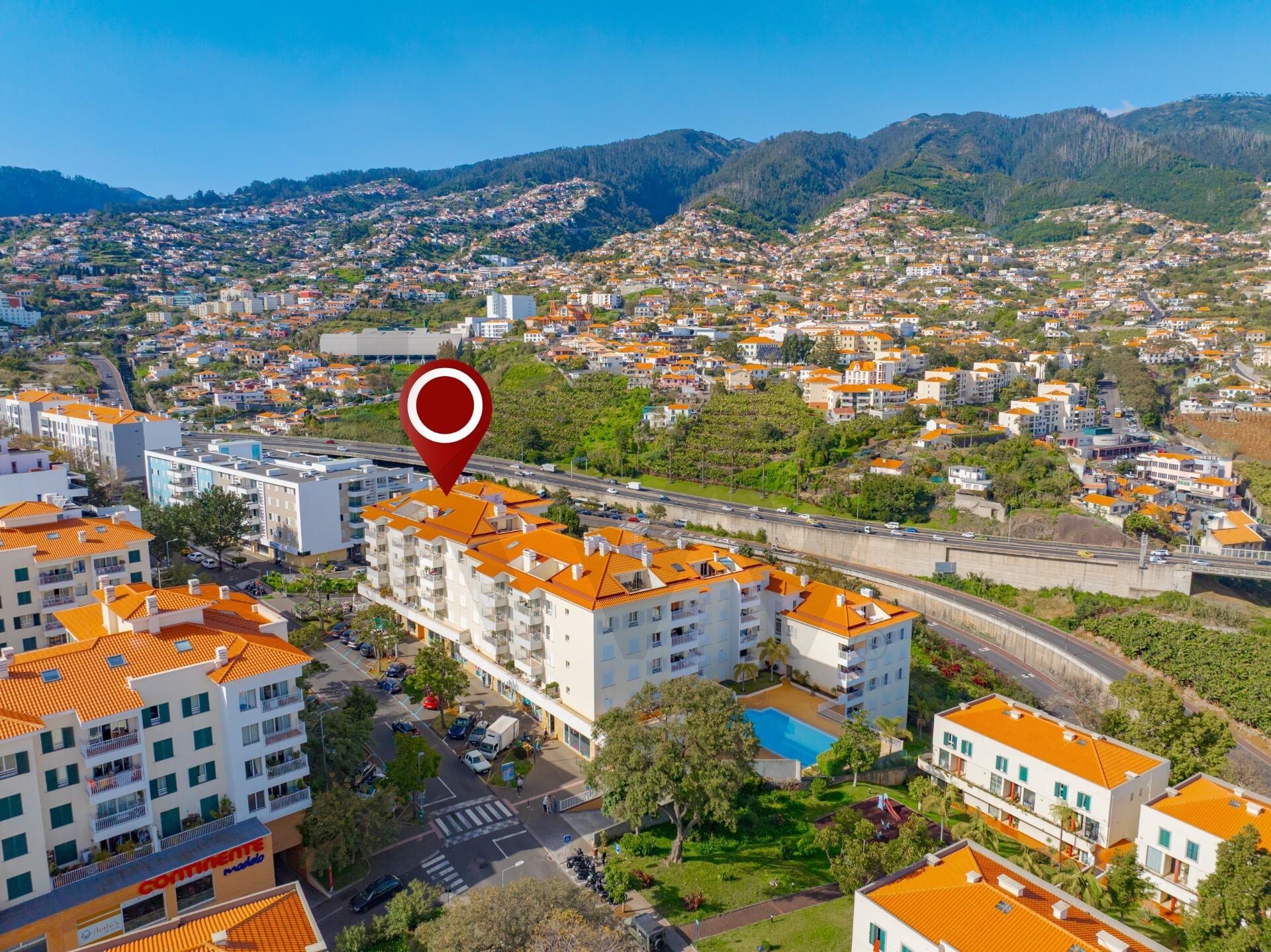 Apartamento de 3 dormitorios en venta en Funchal - Isla de Madeira - Portugal - 2