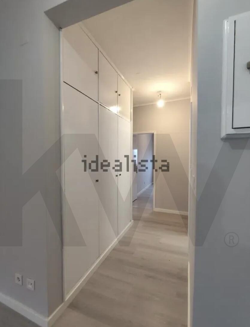 Apartamento T3 à Venda em Laranjeiro - Setúbal - Portugal - 3