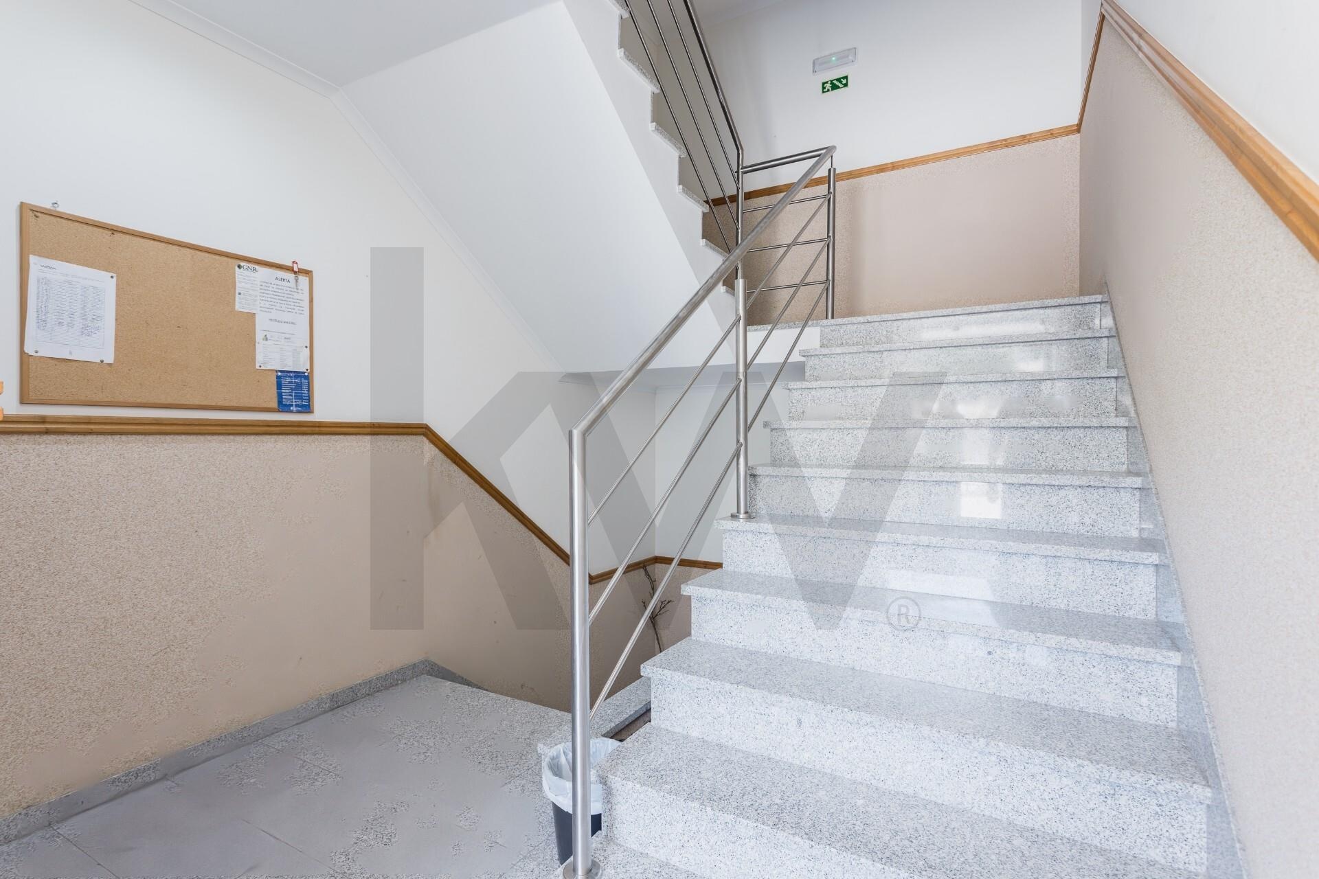 Apartamento T3 à Venda em Lourinhã - Lisboa - Portugal - 4