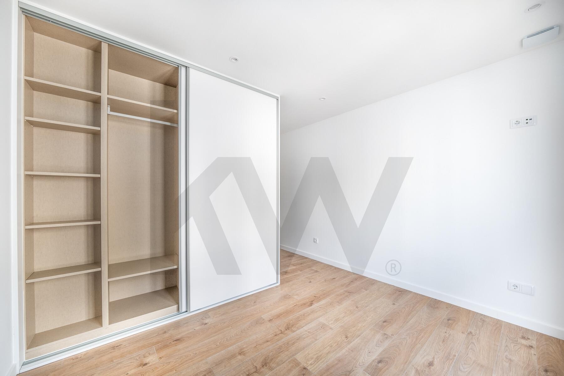 Apartamento T3 à Venda em Mafra - Lisboa - Portugal - 2