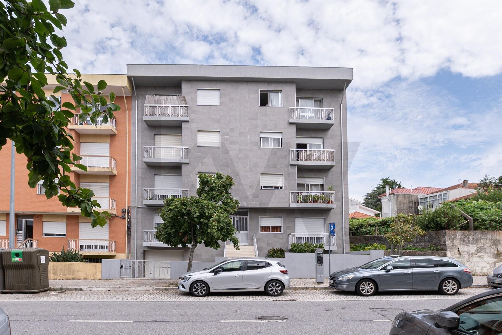 Apartamento T3 à Venda em Maia - Portugal - 2