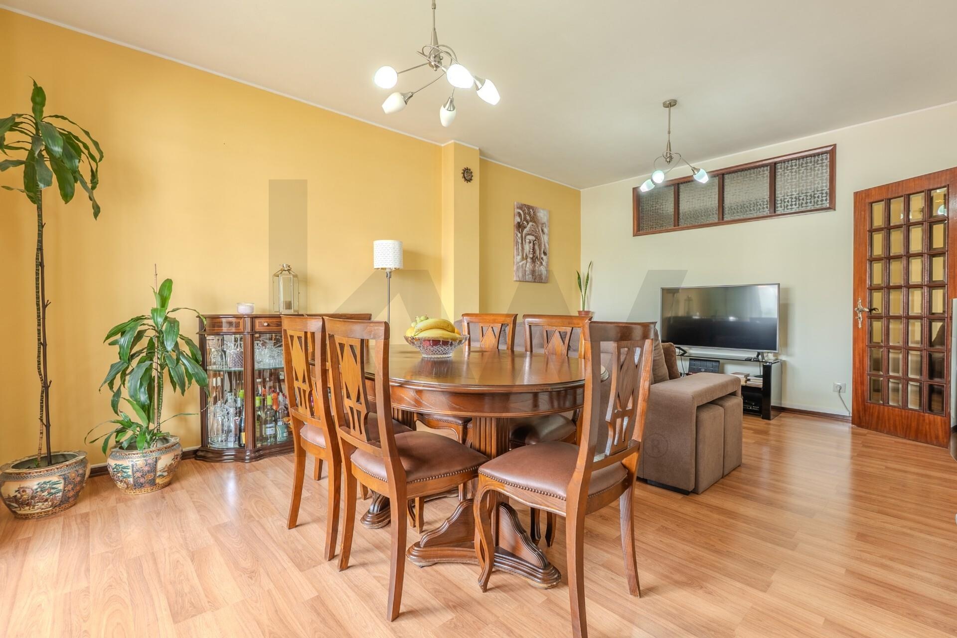 Apartamento T3 à Venda em Maia - Portugal - 6