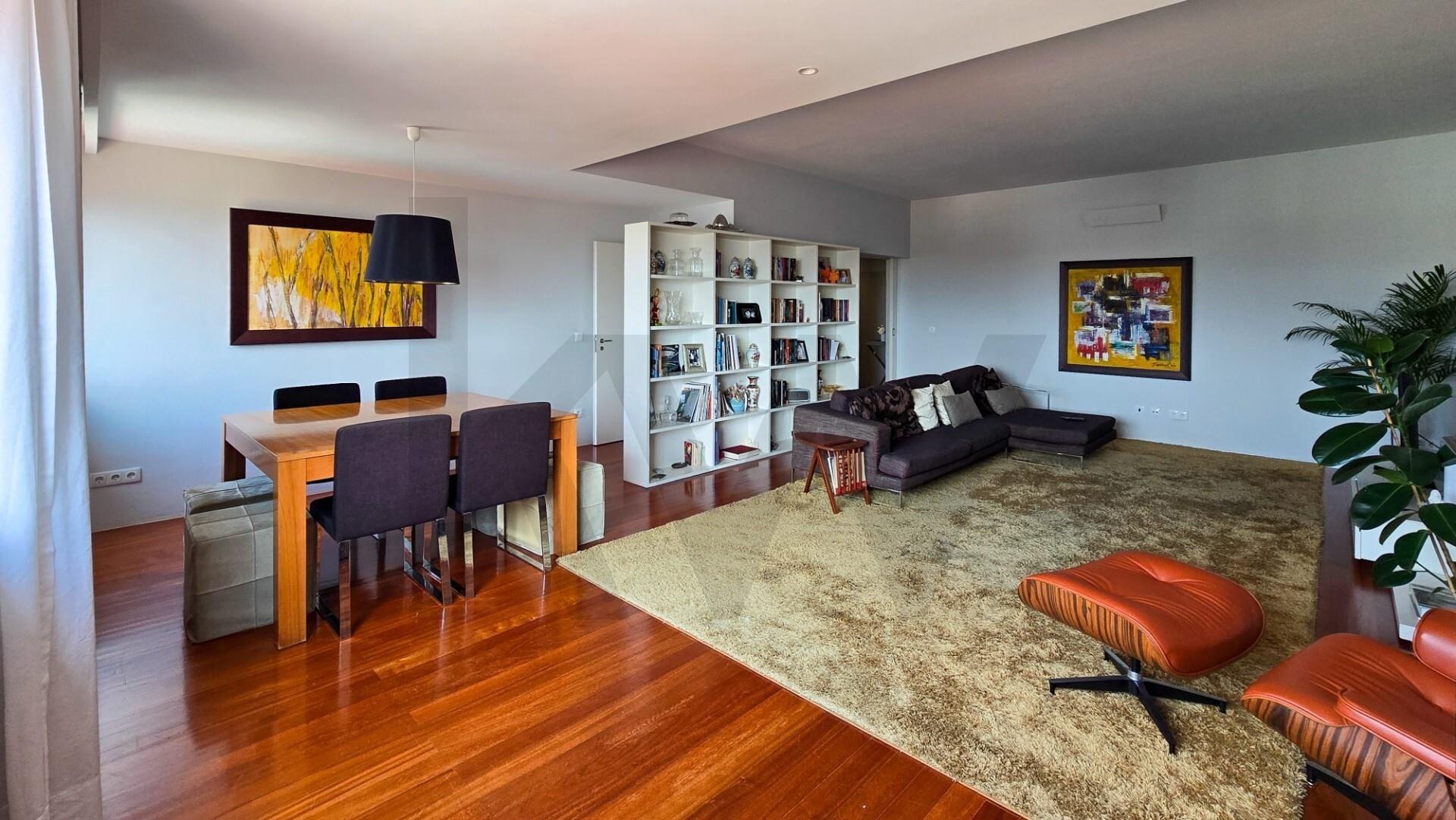 Apartamento T3 à Venda em Matosinhos - Porto - Portugal - 2