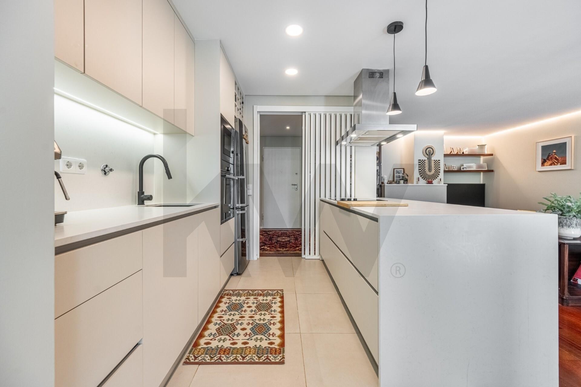 Apartamento T3 à Venda em Matosinhos - Porto - Portugal - 1