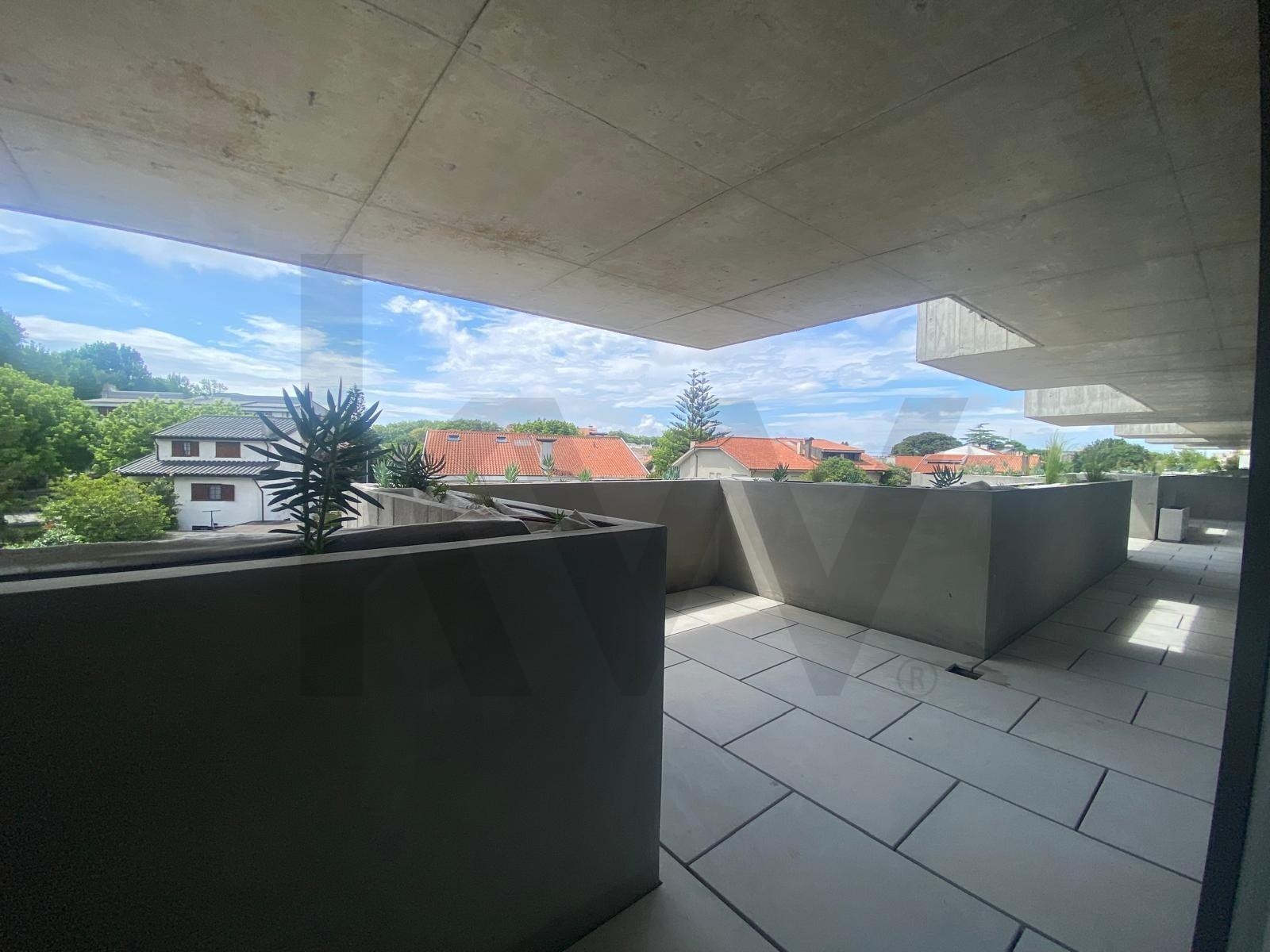 Apartamento T3 à Venda em Matosinhos - Porto - Portugal - 2