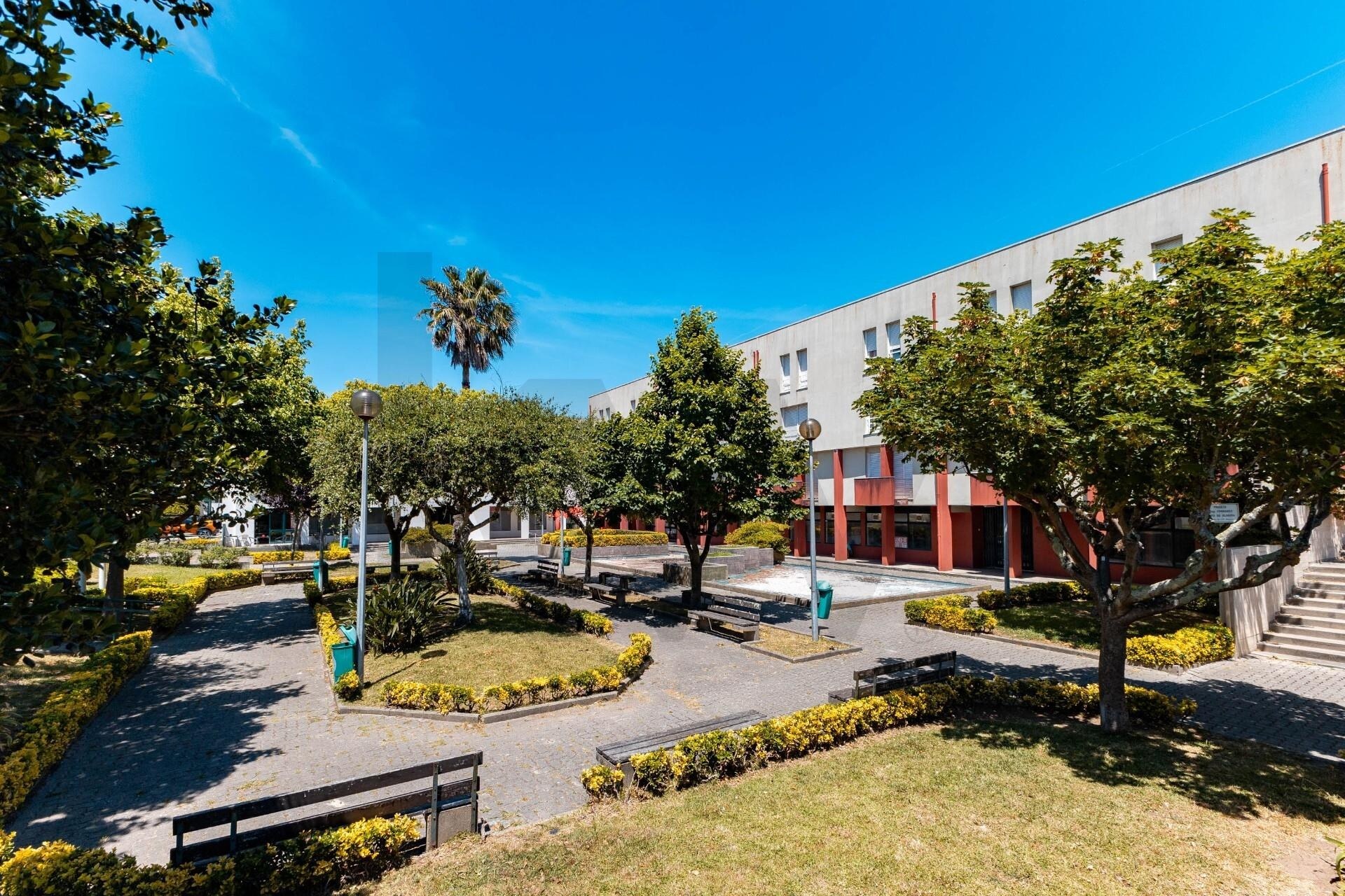 Apartamento T3 à Venda em Matosinhos - Porto - Portugal - 2